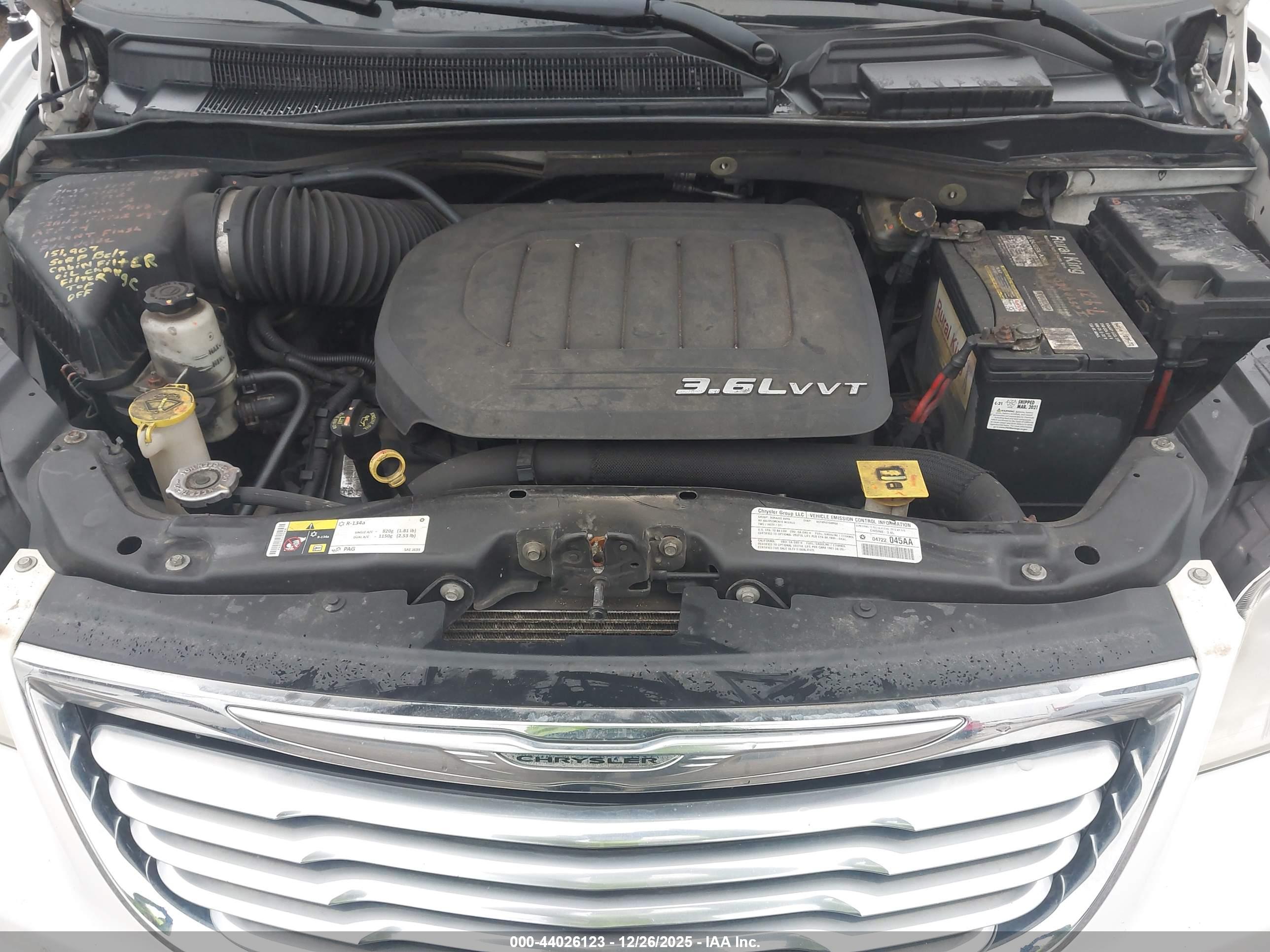 CHRYSLER TOWN image 10