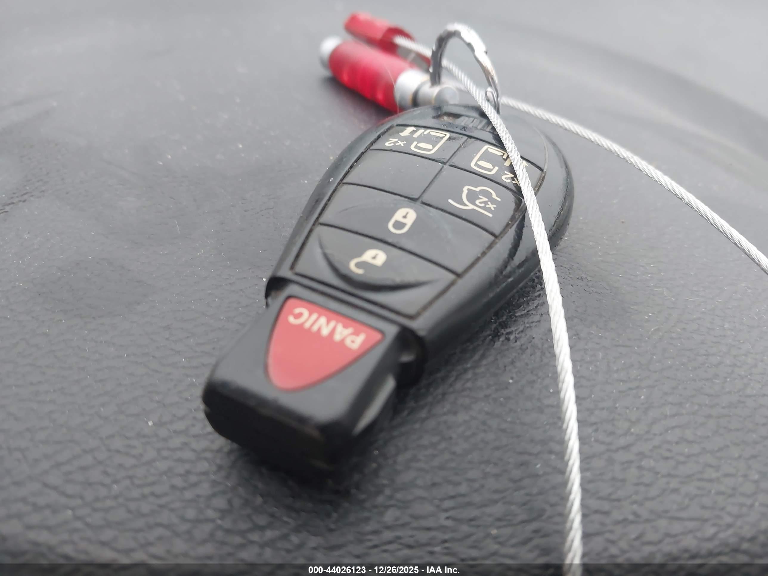 CHRYSLER TOWN image 11