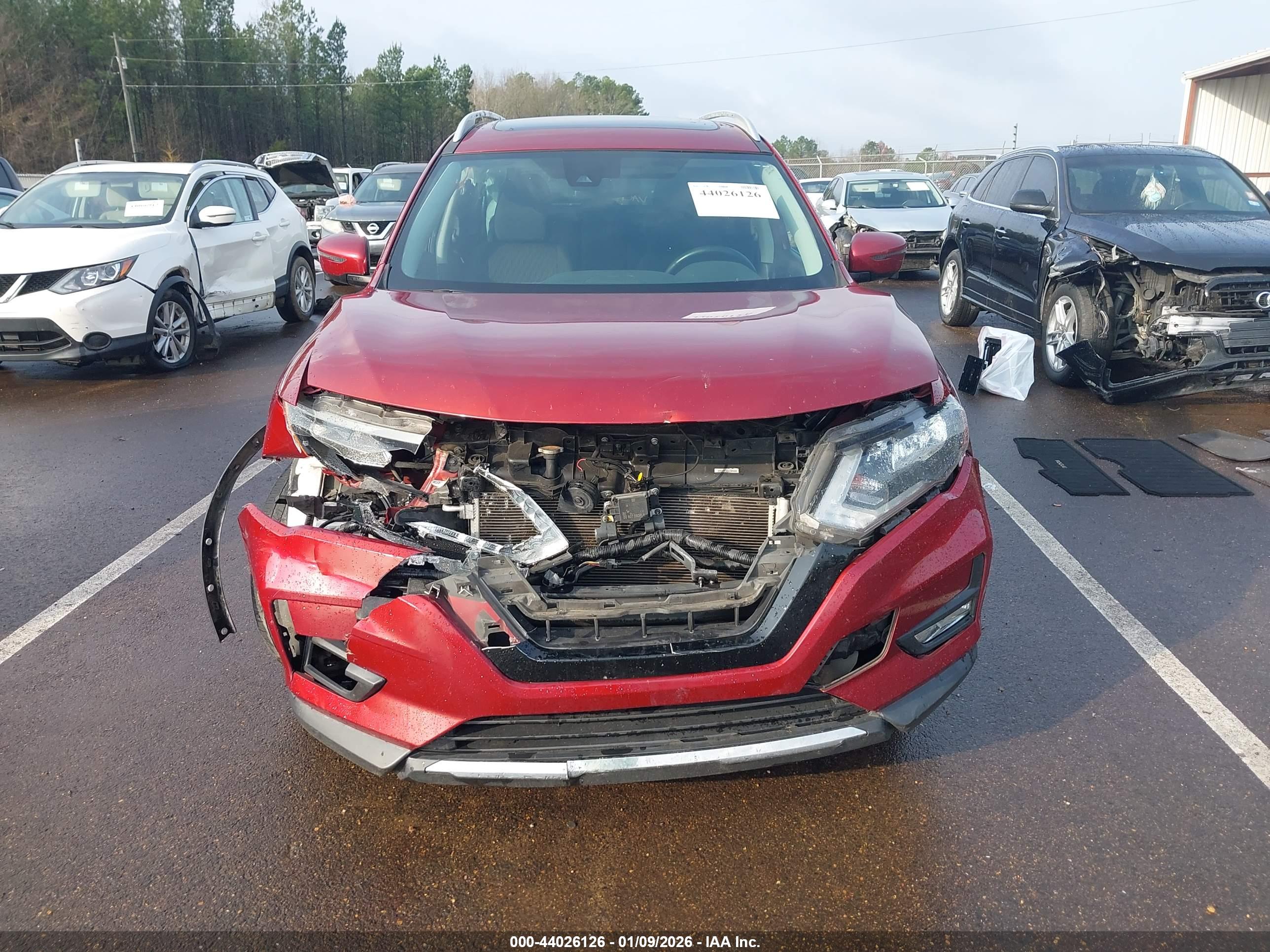 NISSAN ROGUE image 6