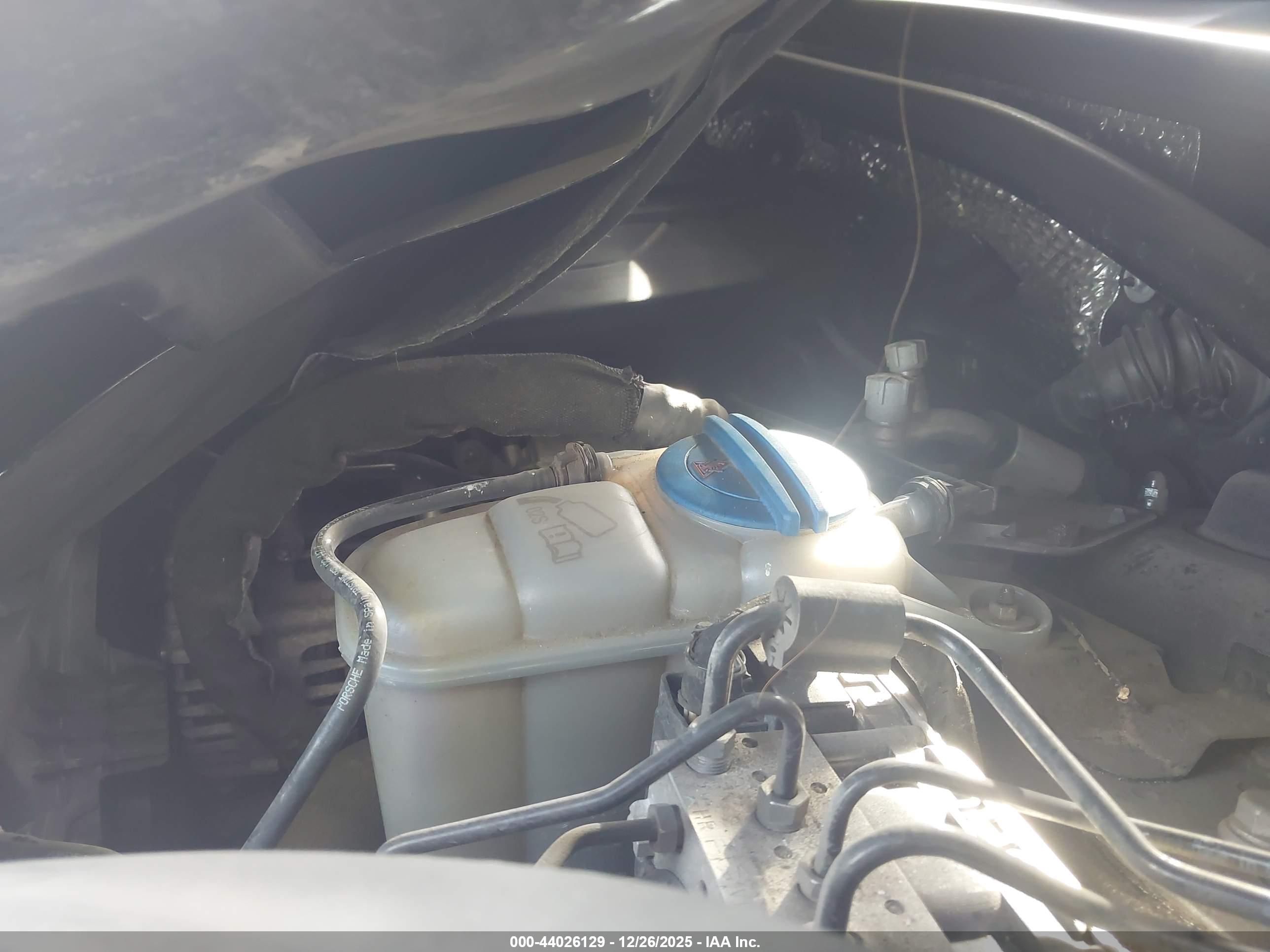 PORSCHE MACAN image 10