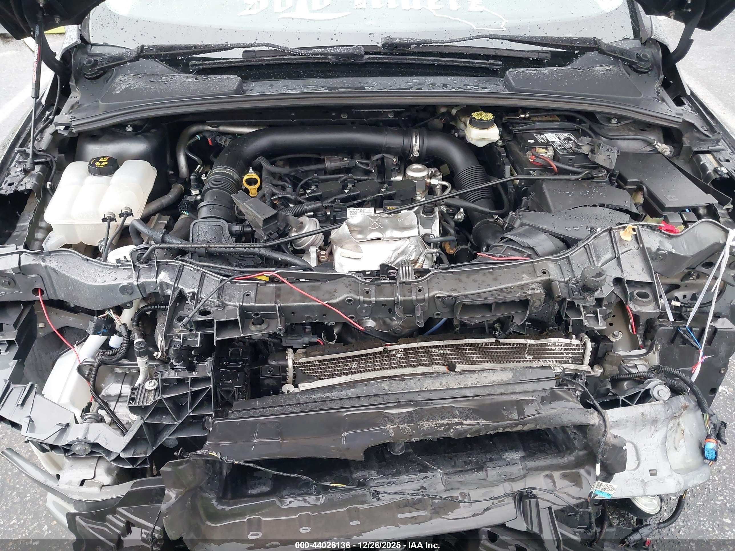 FORD FOCUS image 10