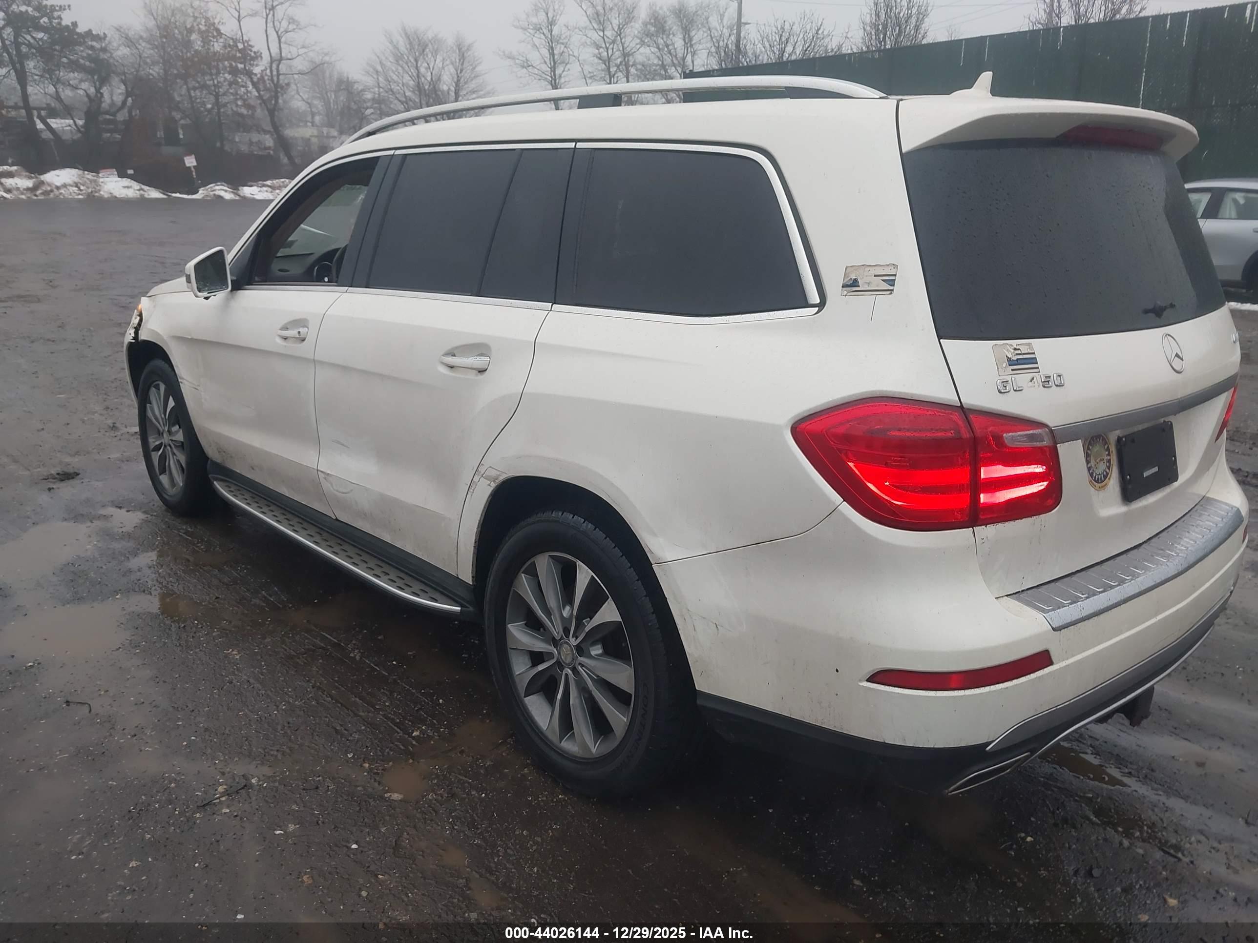 MERCEDES-BENZ GL image 3