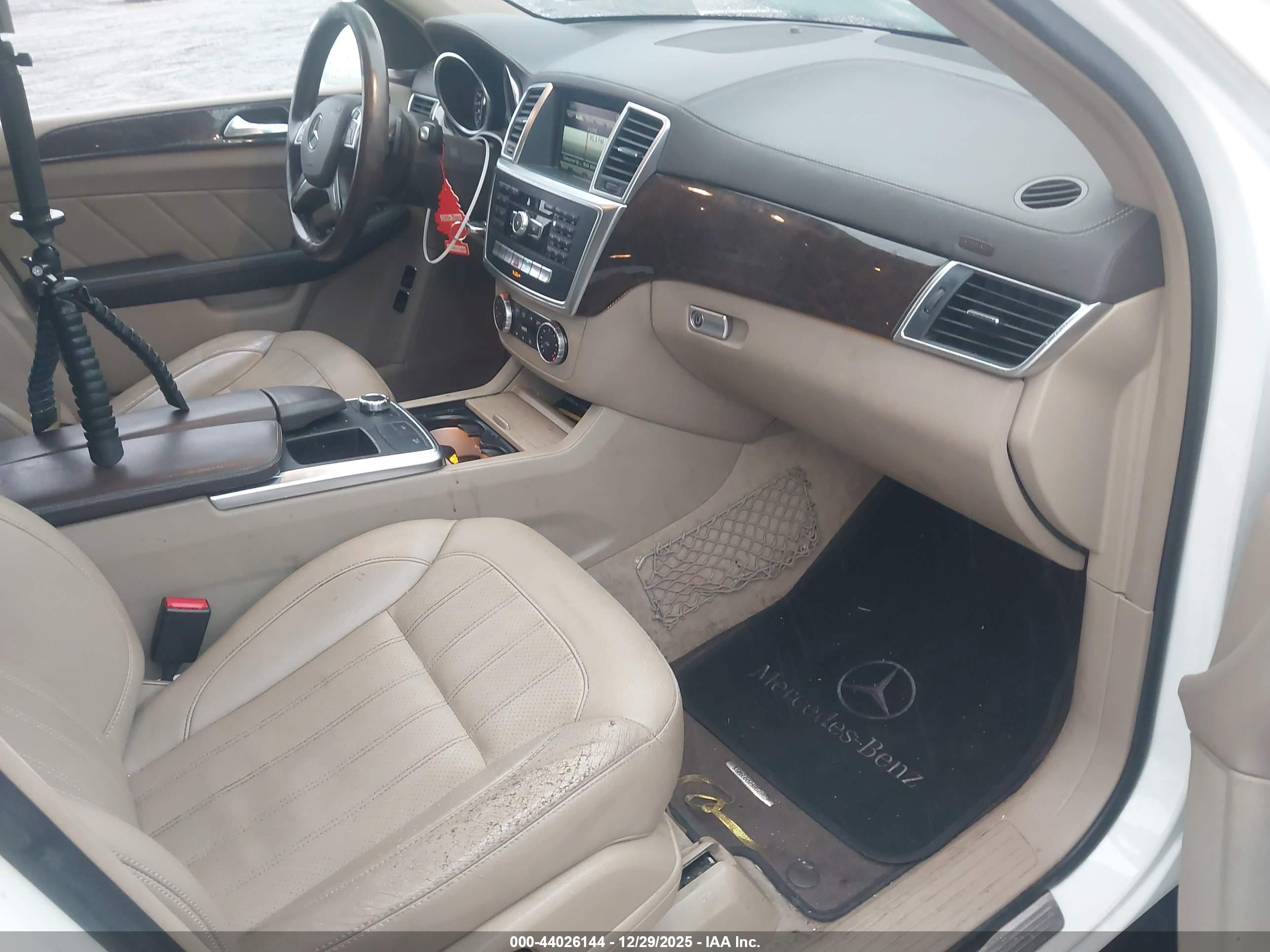 MERCEDES-BENZ GL image 5