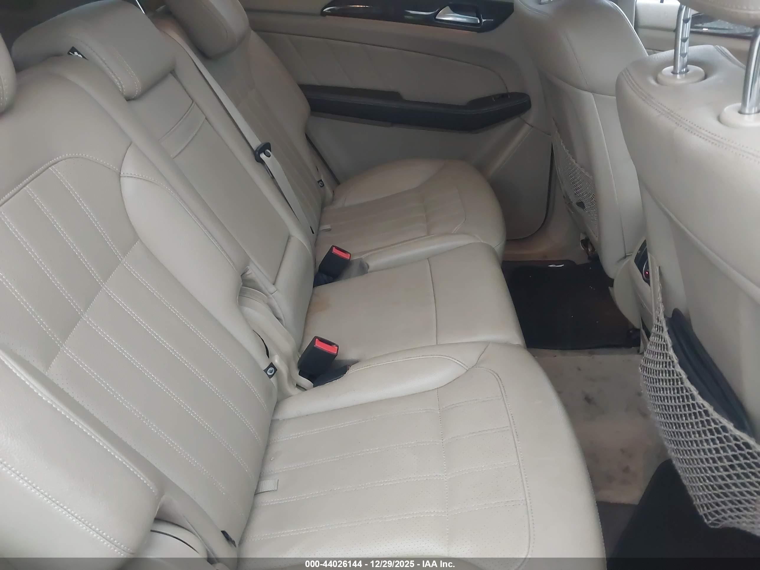 MERCEDES-BENZ GL image 8
