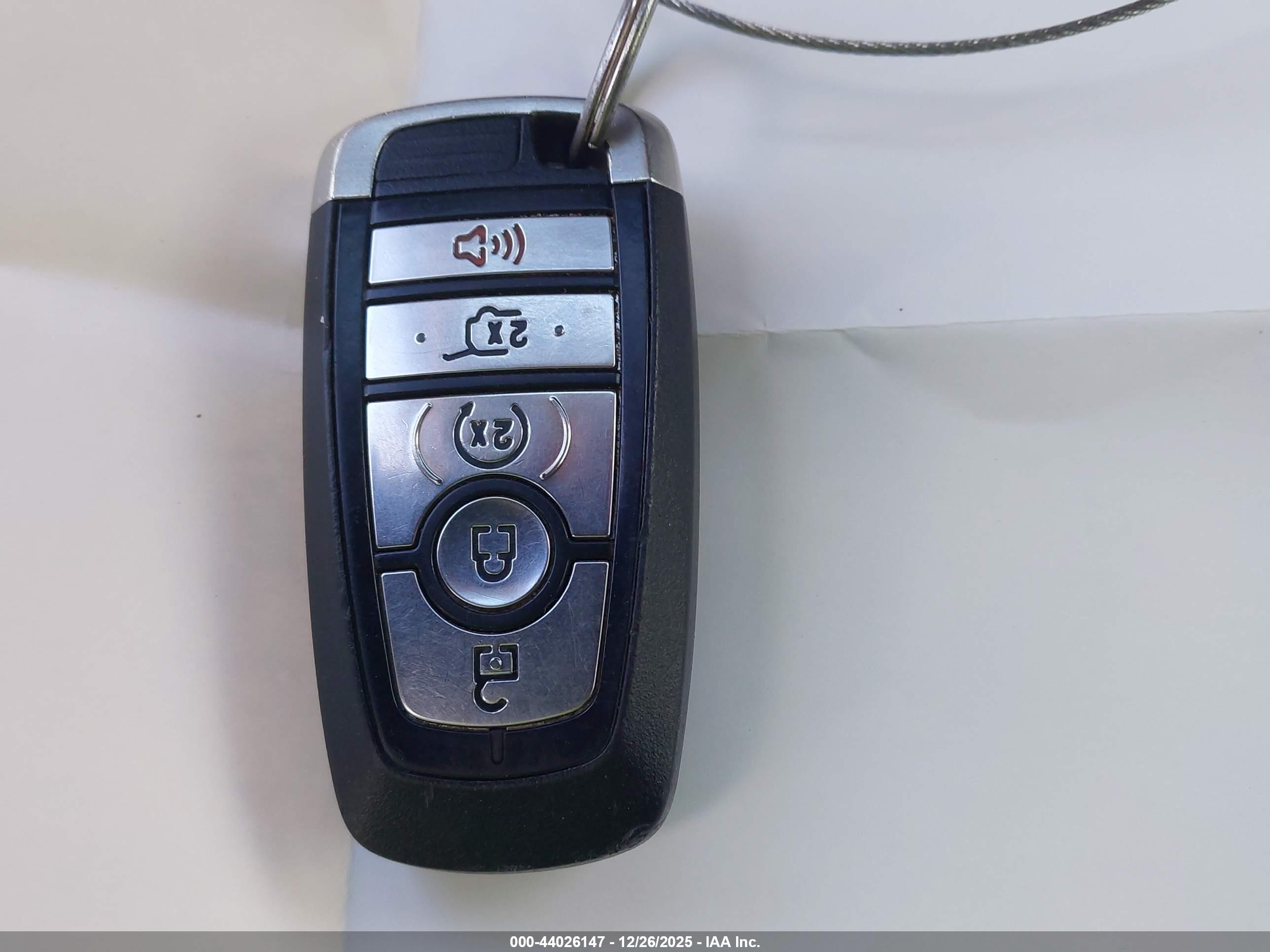 FORD EXPEDITION image 11