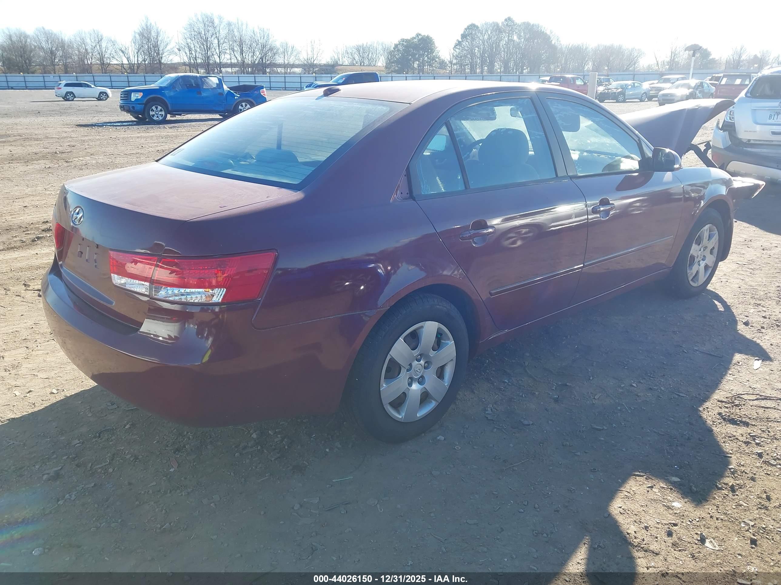 HYUNDAI SONATA image 4