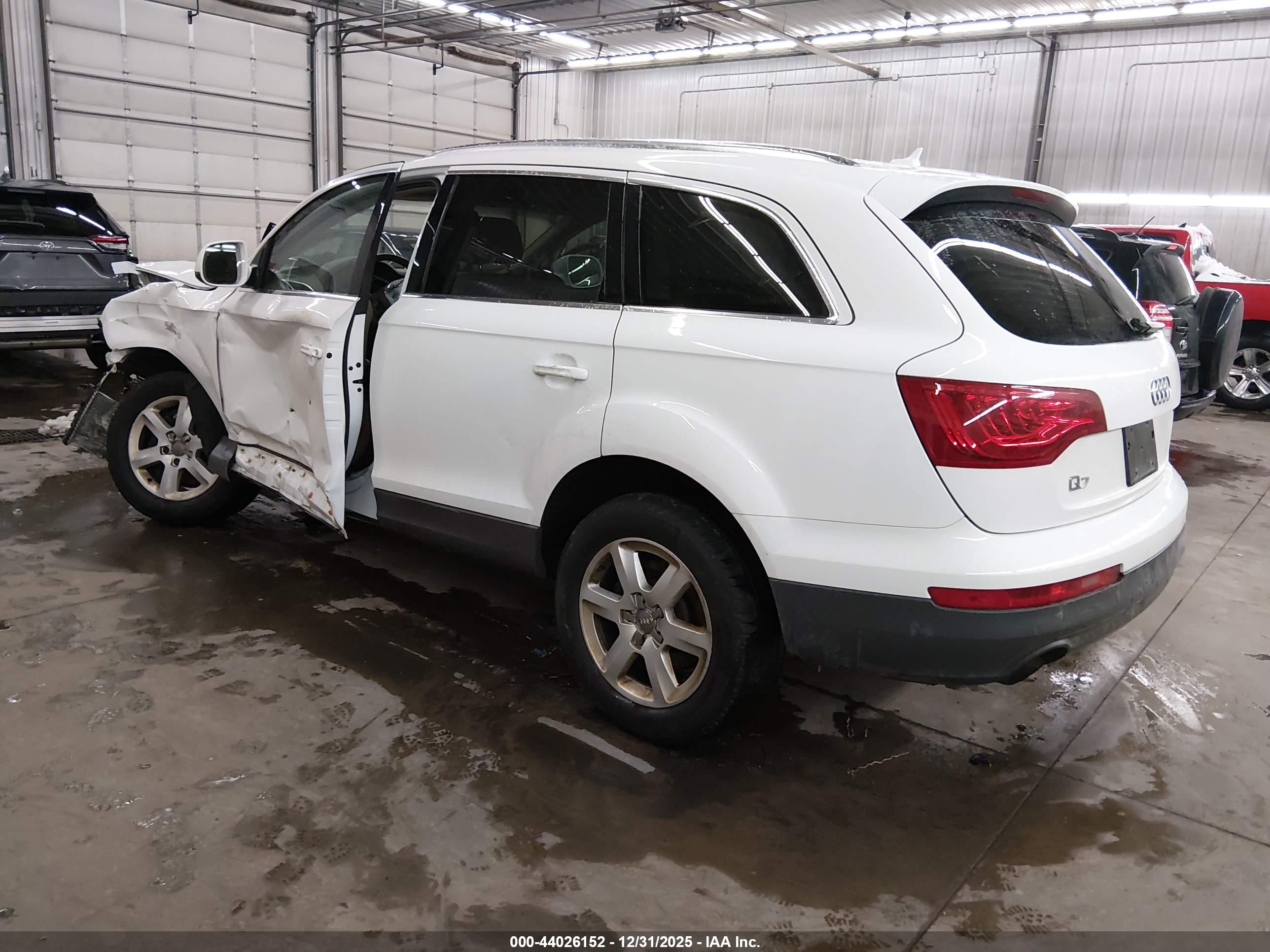 AUDI Q7 image 3