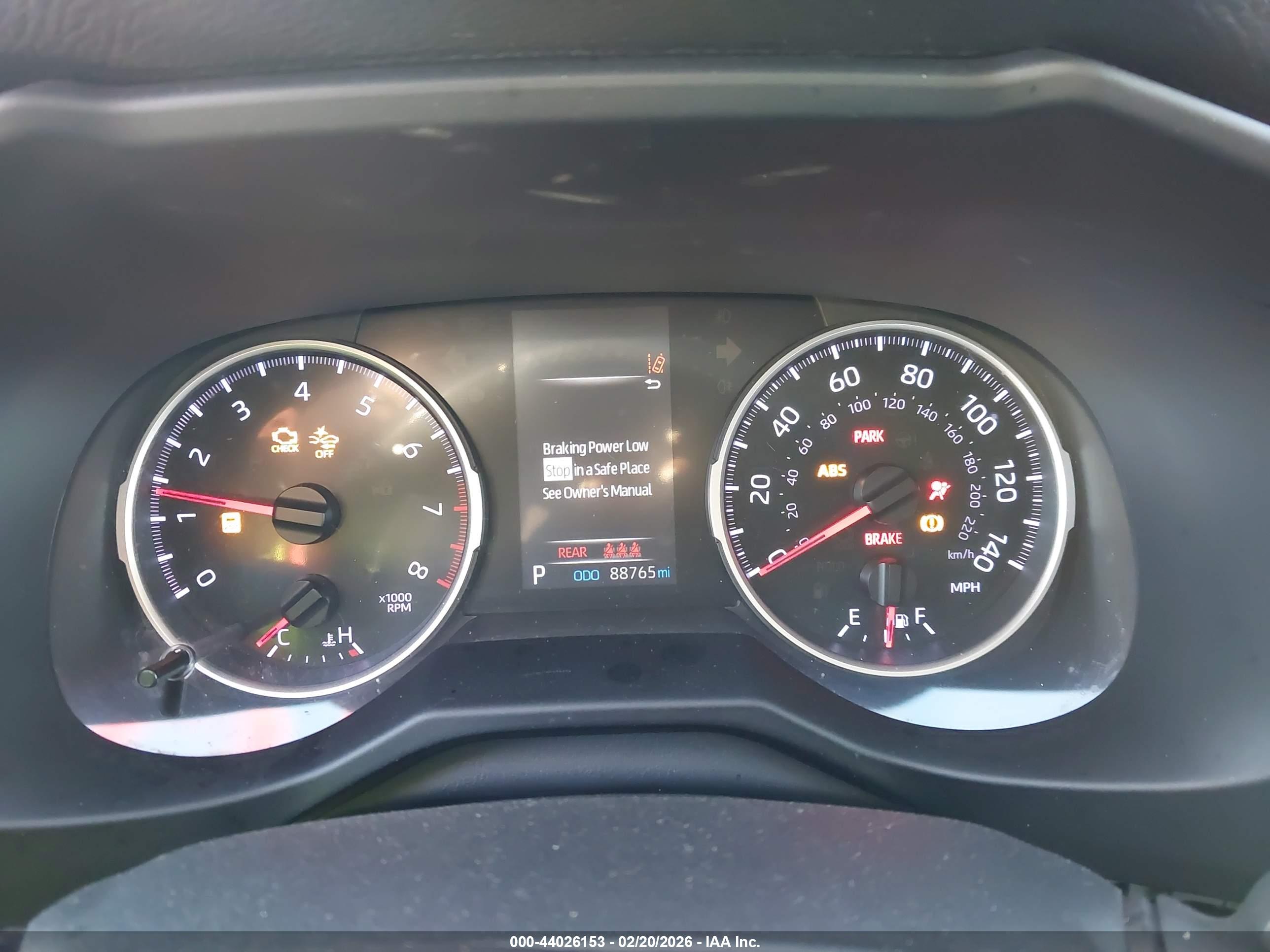 TOYOTA RAV4 image 7