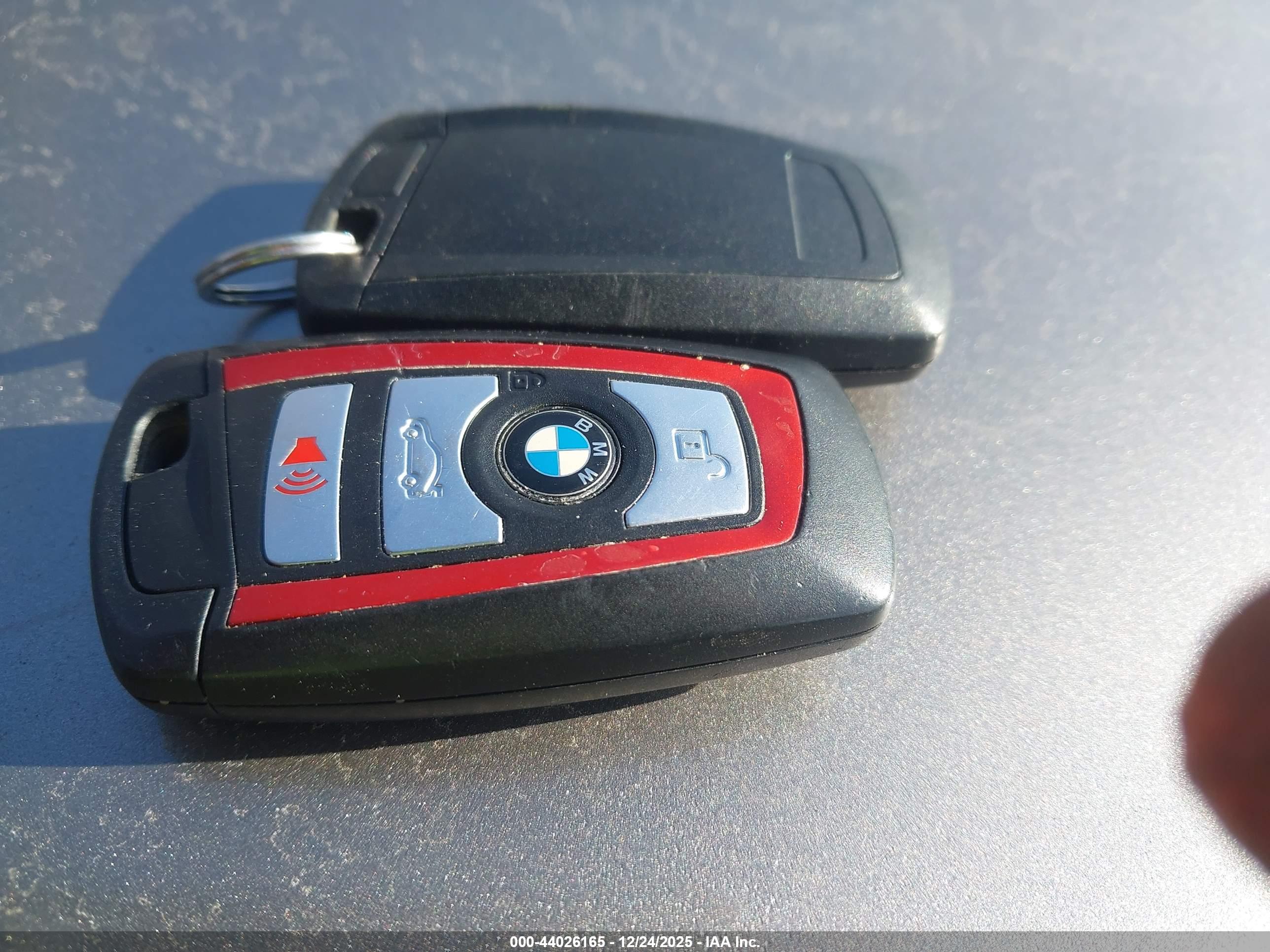 BMW 328I image 11
