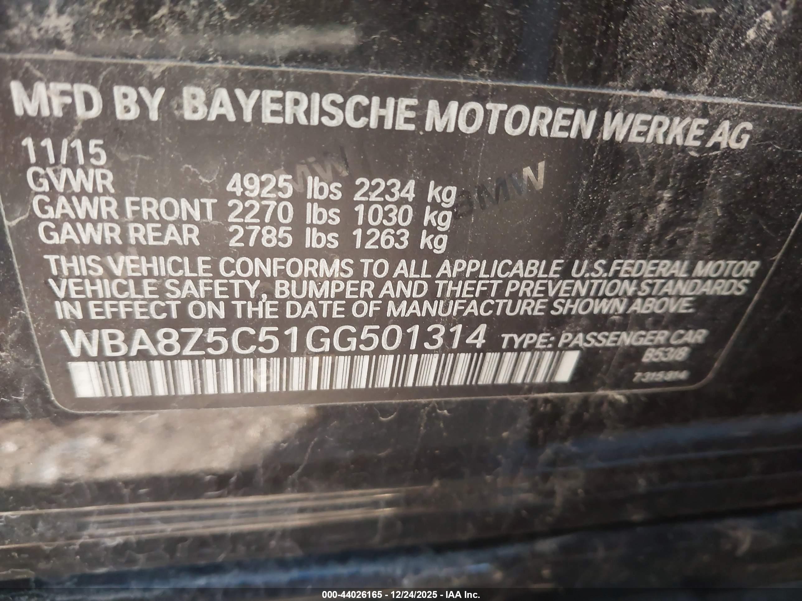 BMW 328I image 9