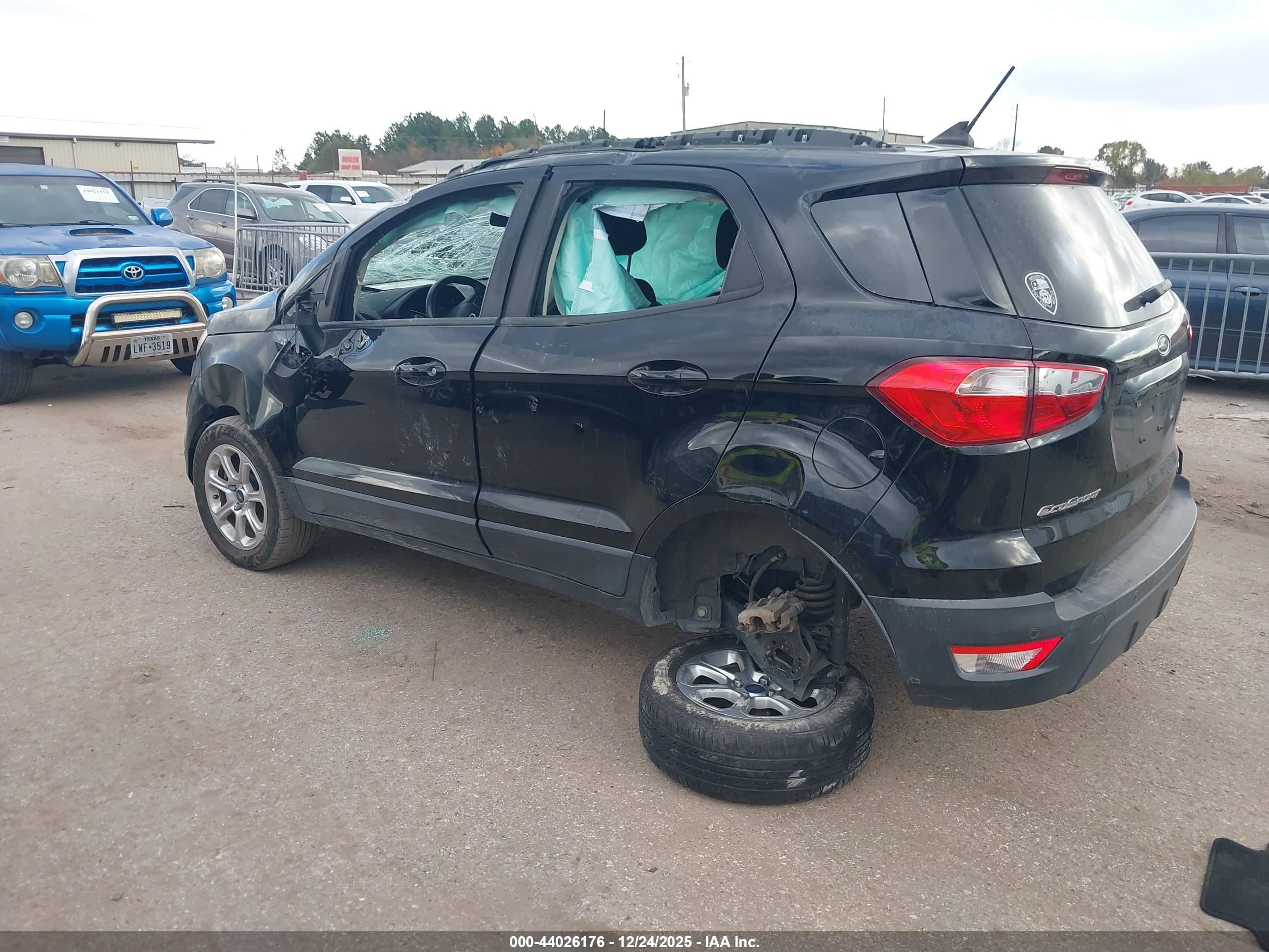 FORD ECOSPORT image 3