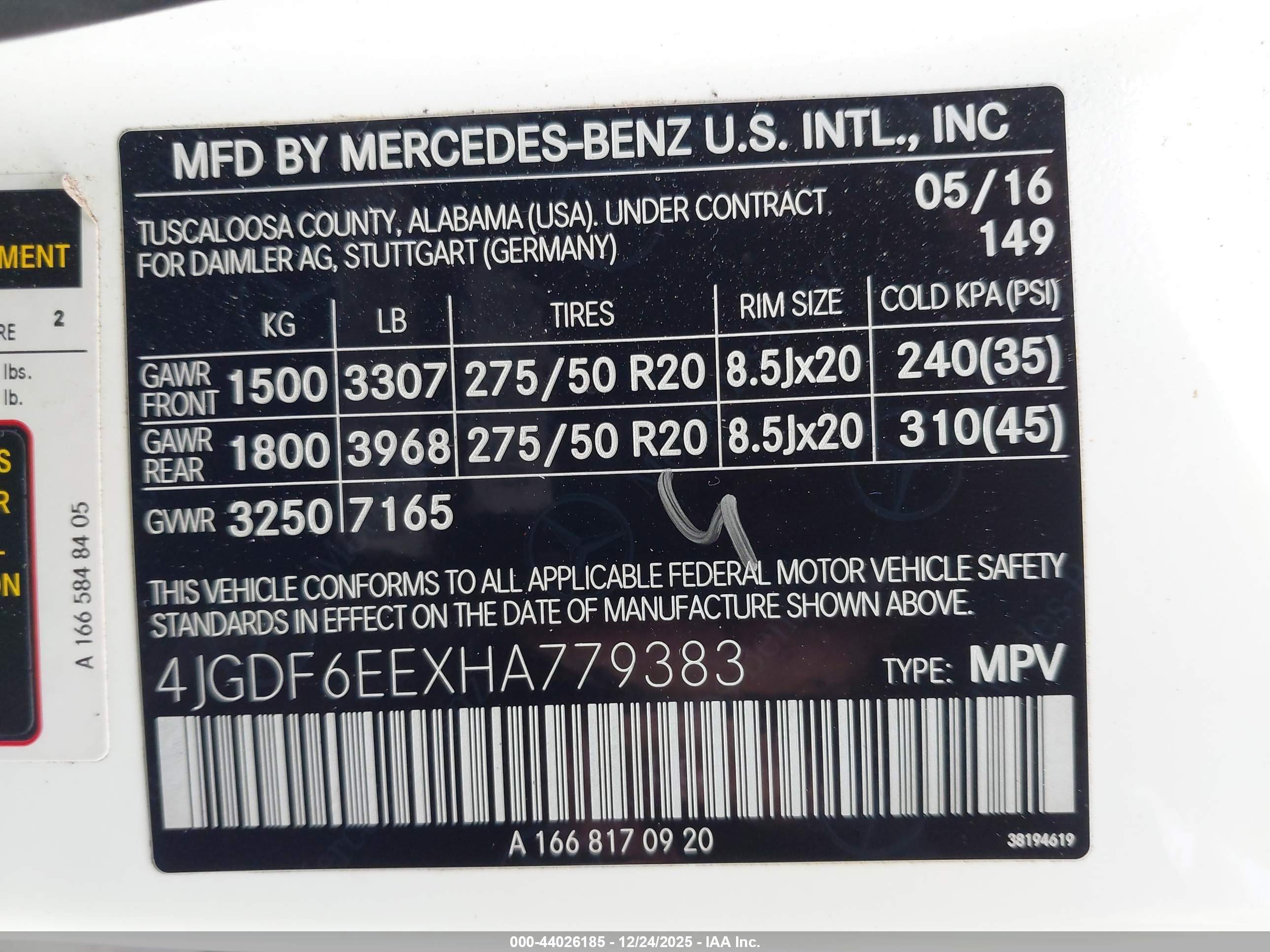 MERCEDES-BENZ GLS image 9
