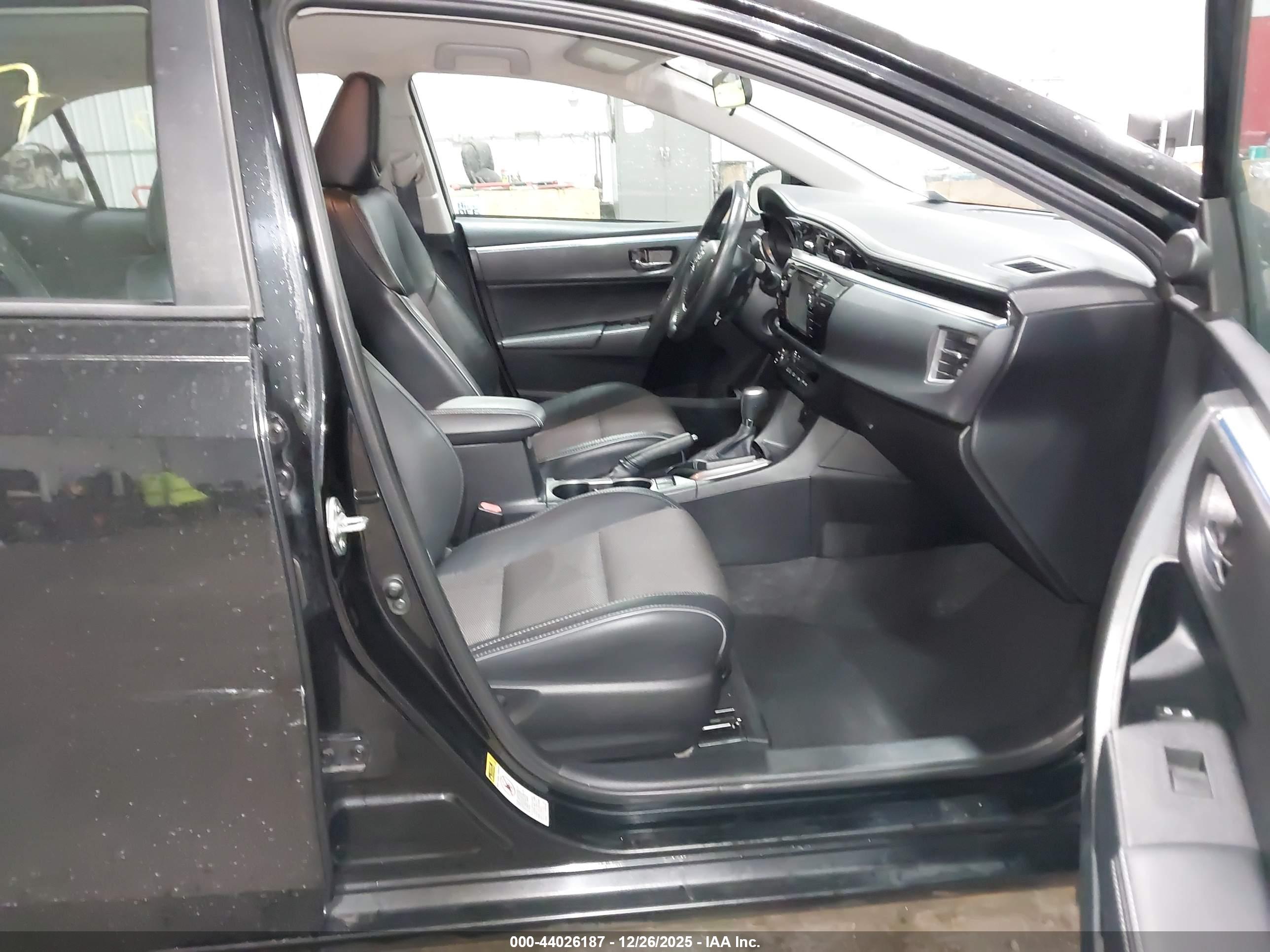 TOYOTA COROLLA image 5
