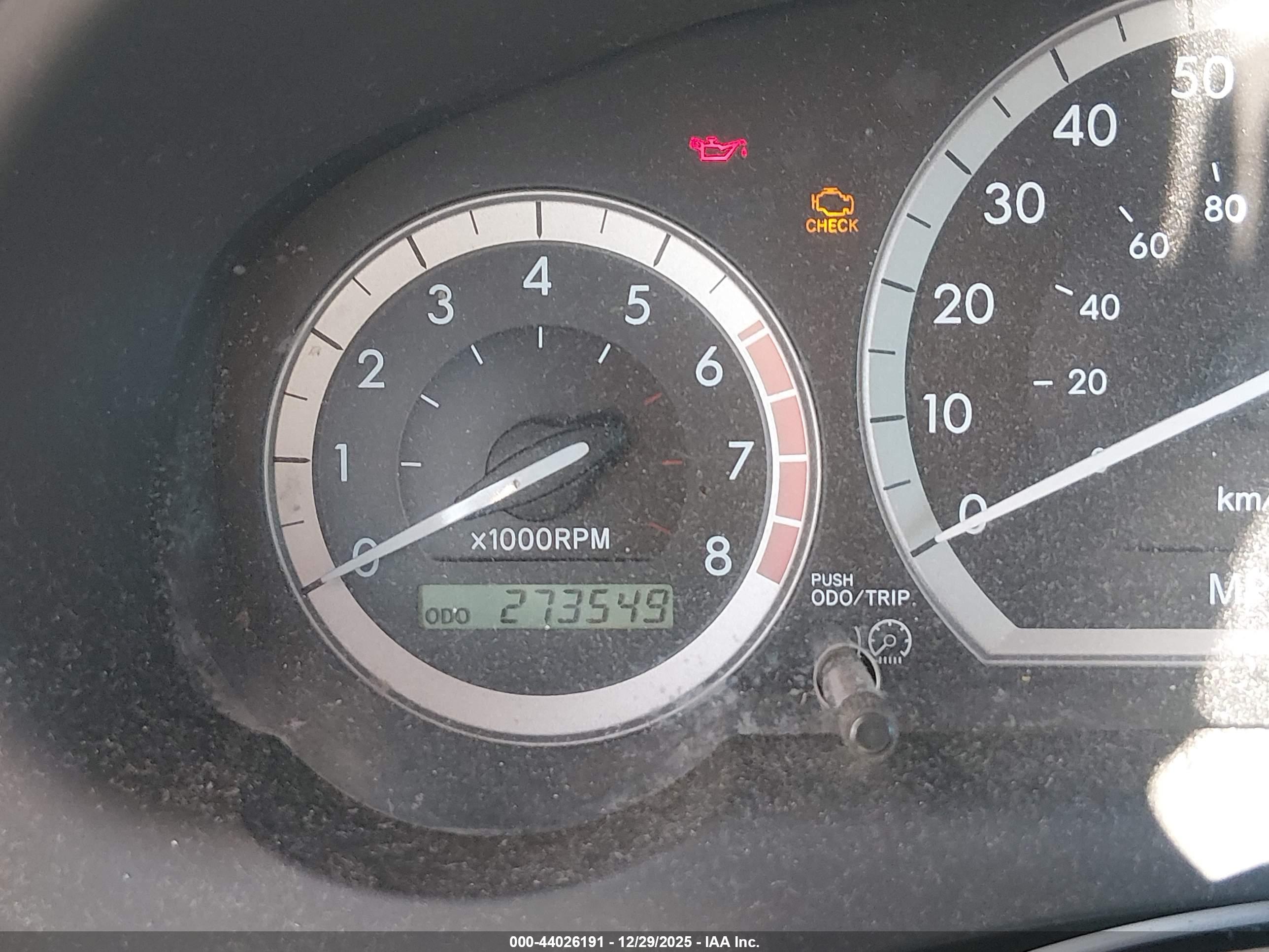 TOYOTA SIENNA image 7