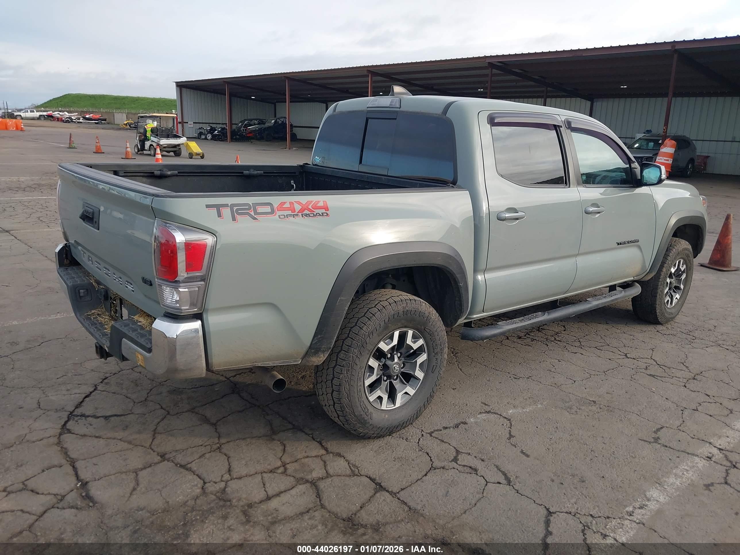 TOYOTA TACOMA image 4