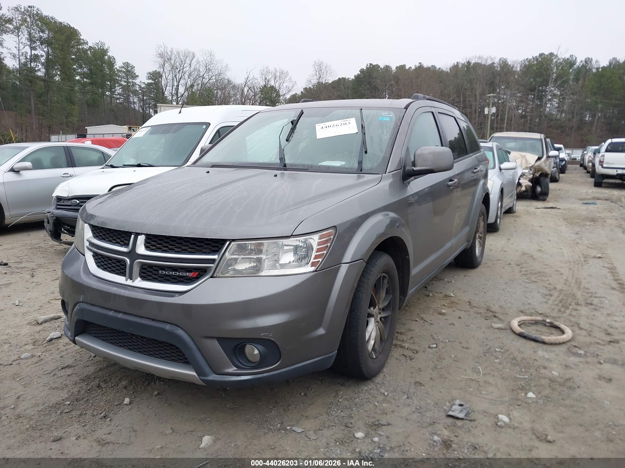 DODGE JOURNEY image 2