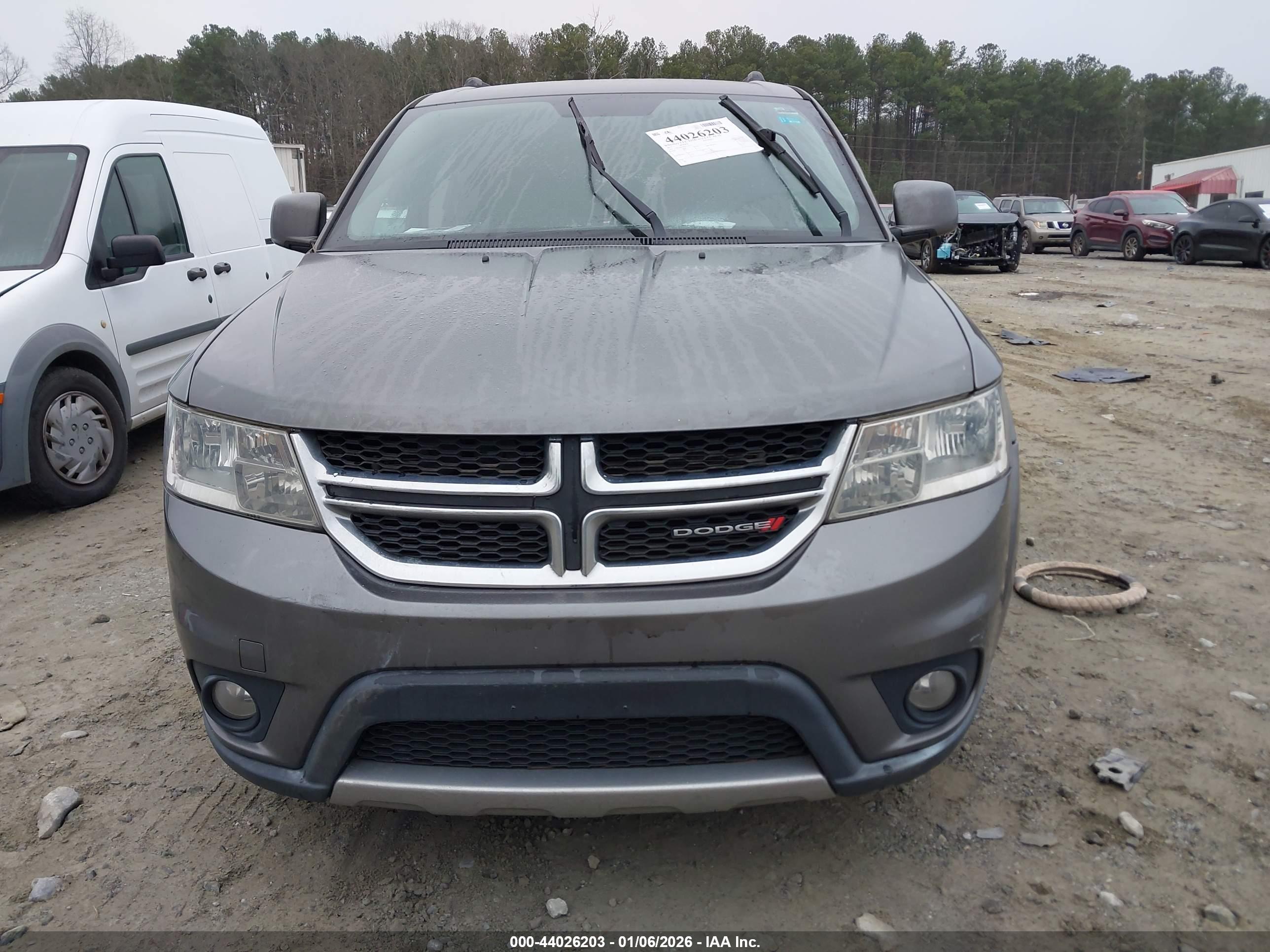 DODGE JOURNEY image 6