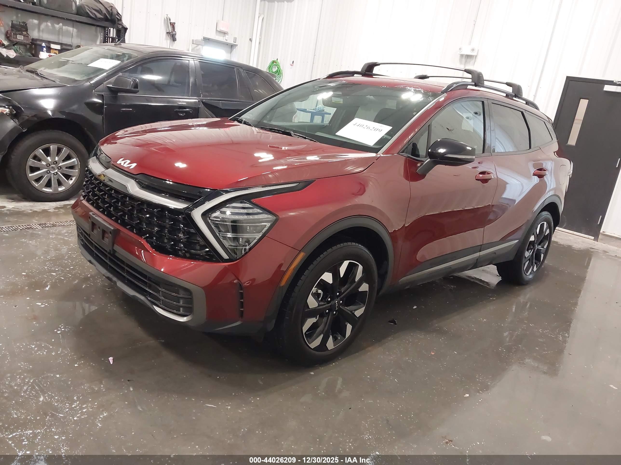 KIA SPORTAGE image 2
