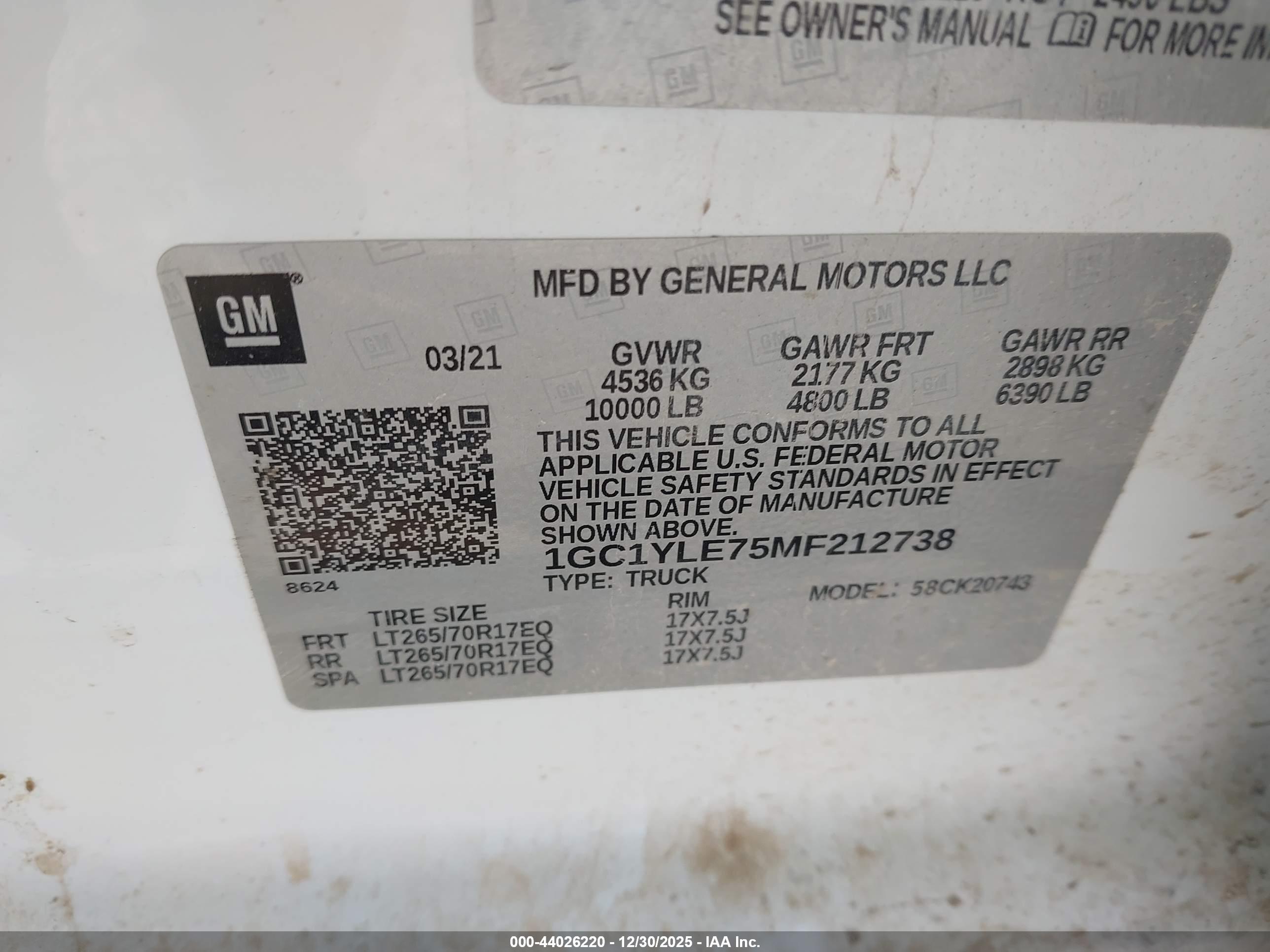 CHEVROLET SILVERADO image 9