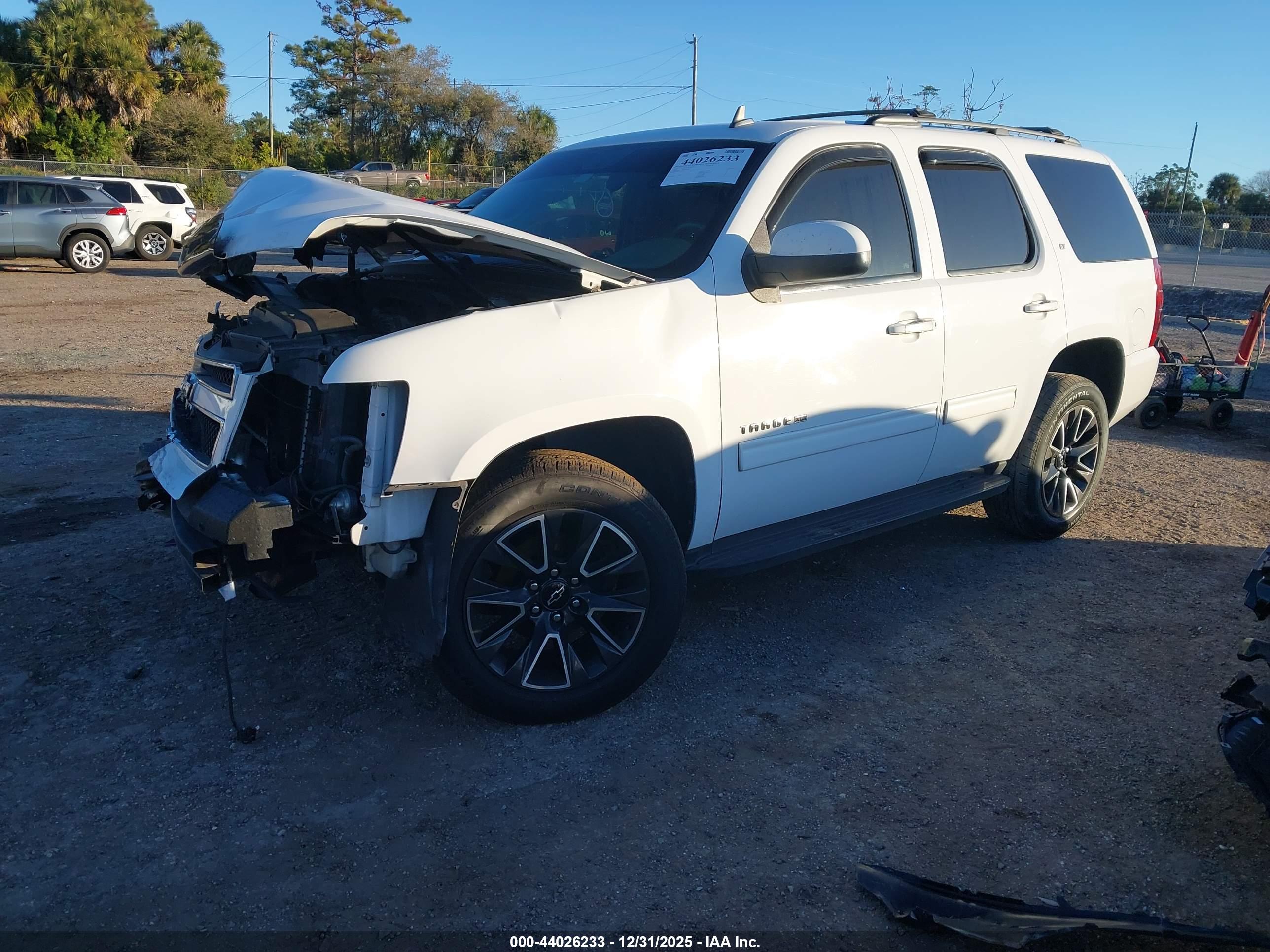 CHEVROLET TAHOE image 2