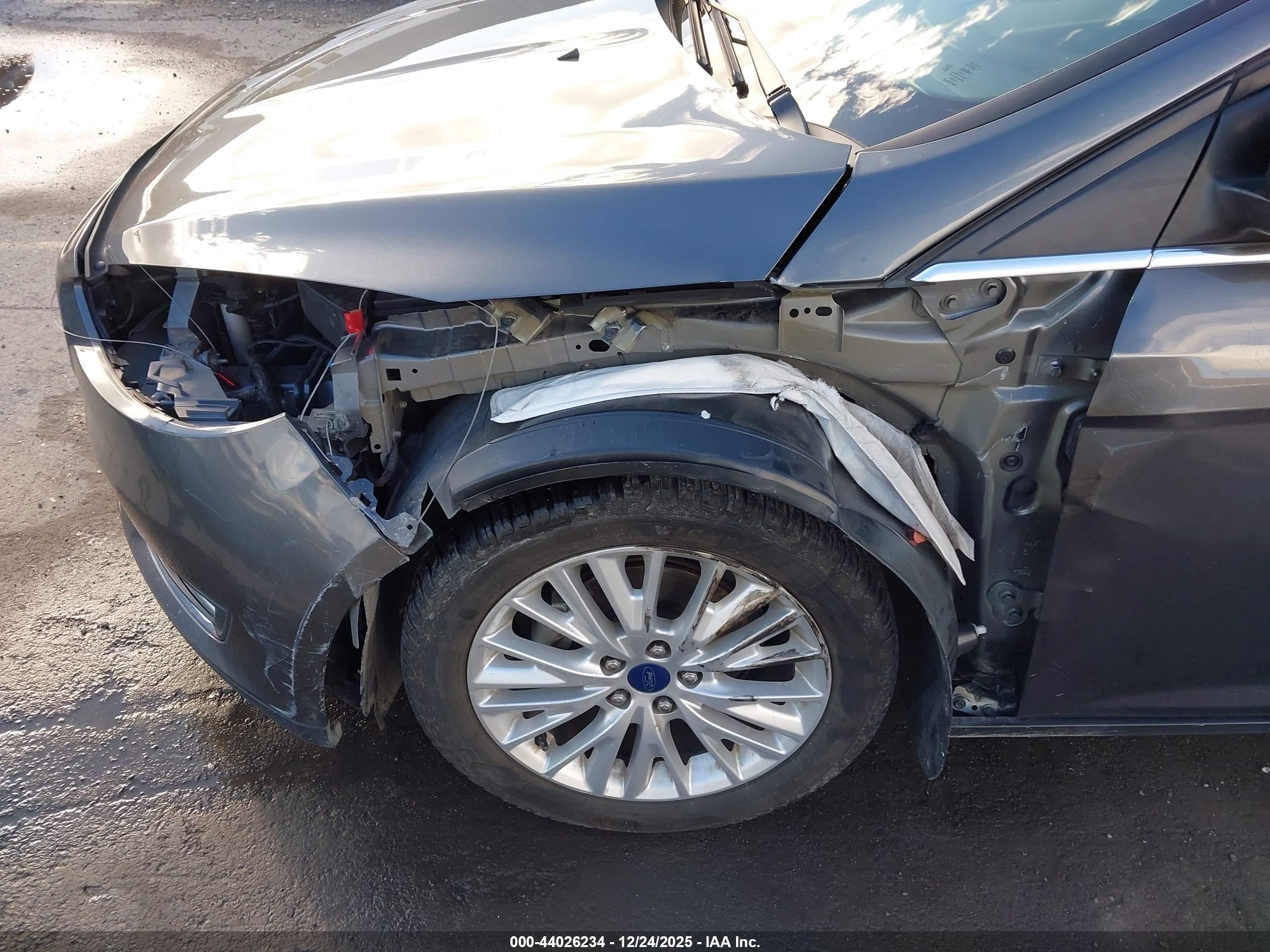 FORD FOCUS image 6