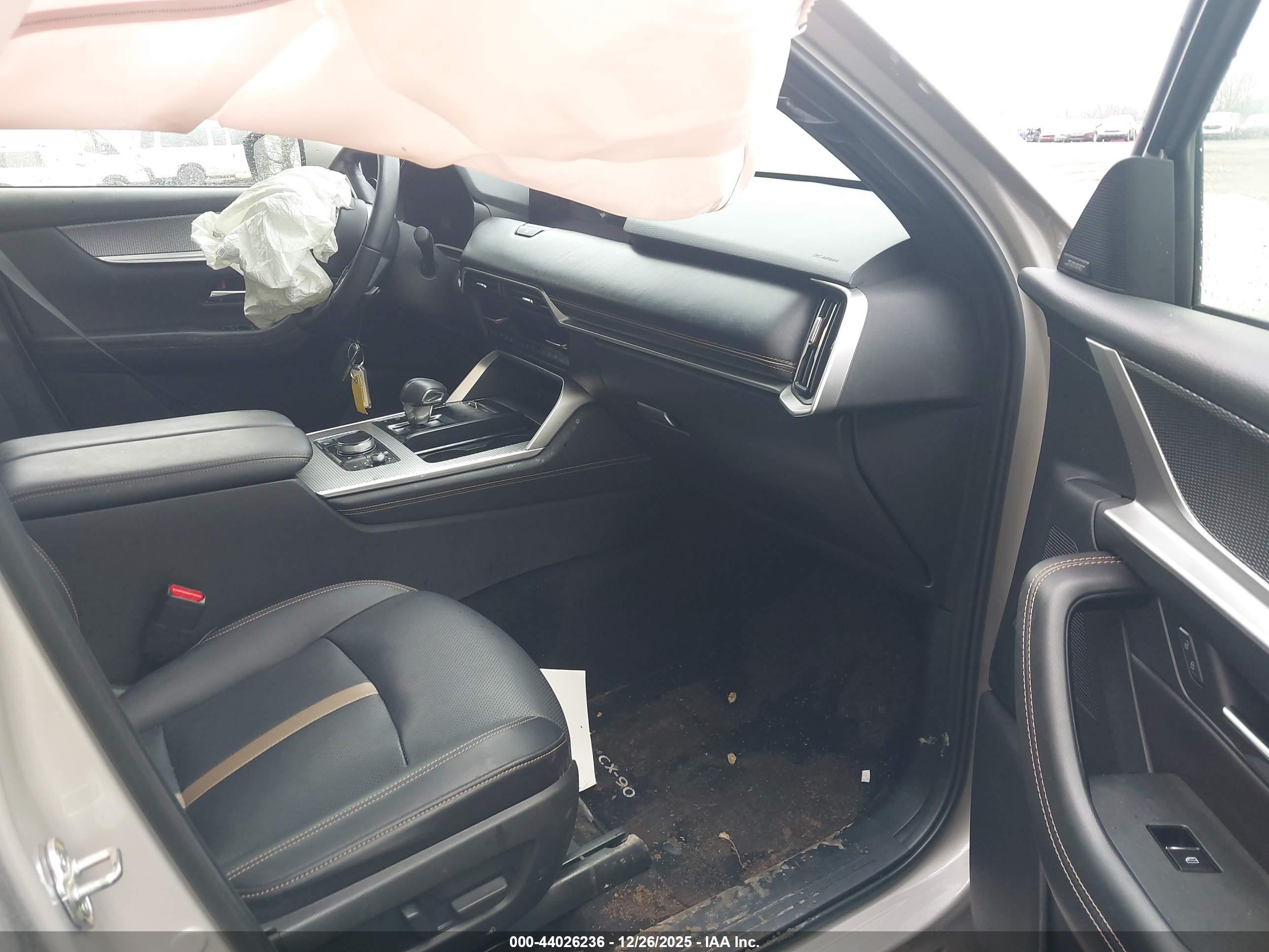 MAZDA CX-90 image 5