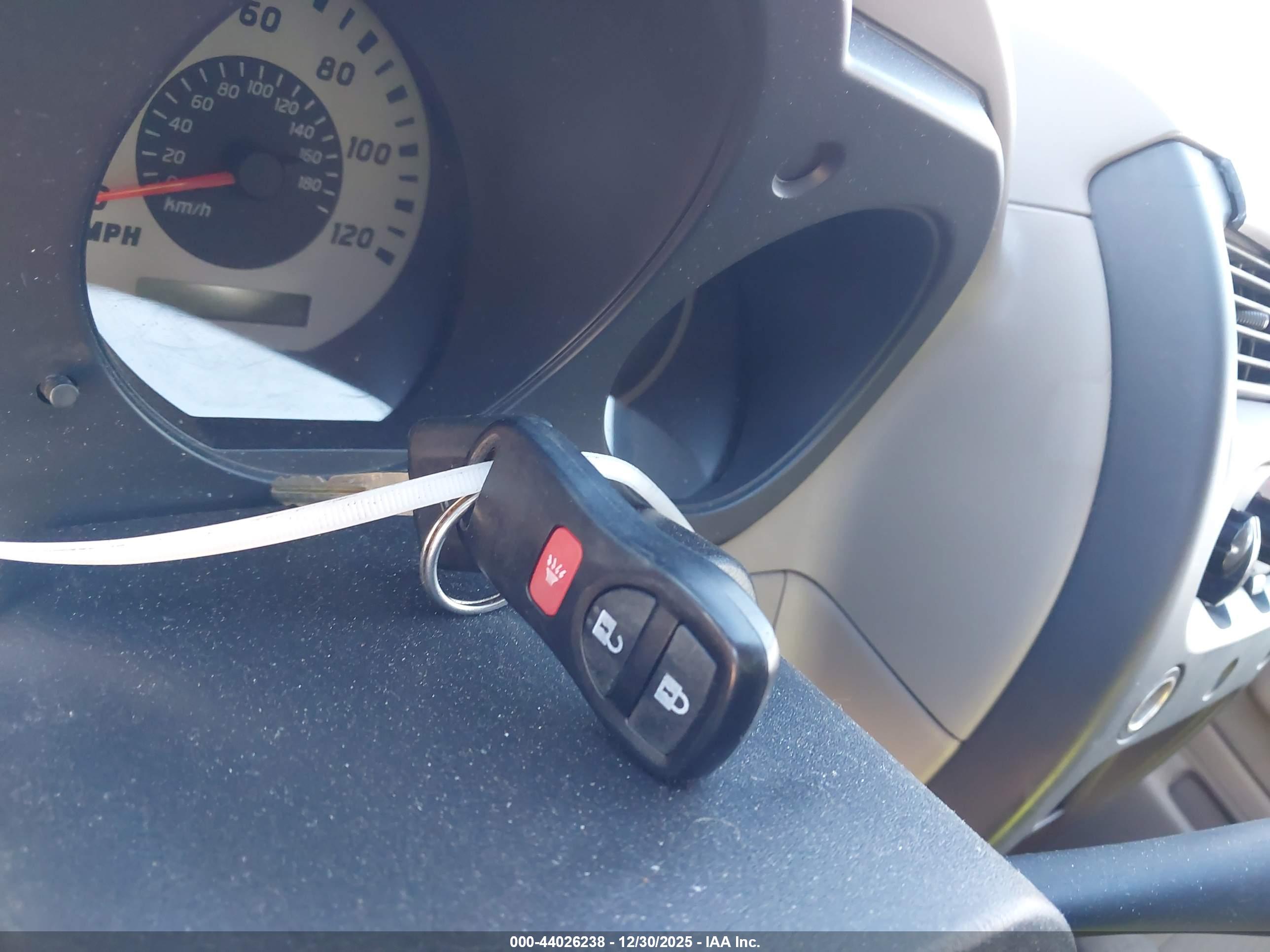 NISSAN FRONTIER image 11