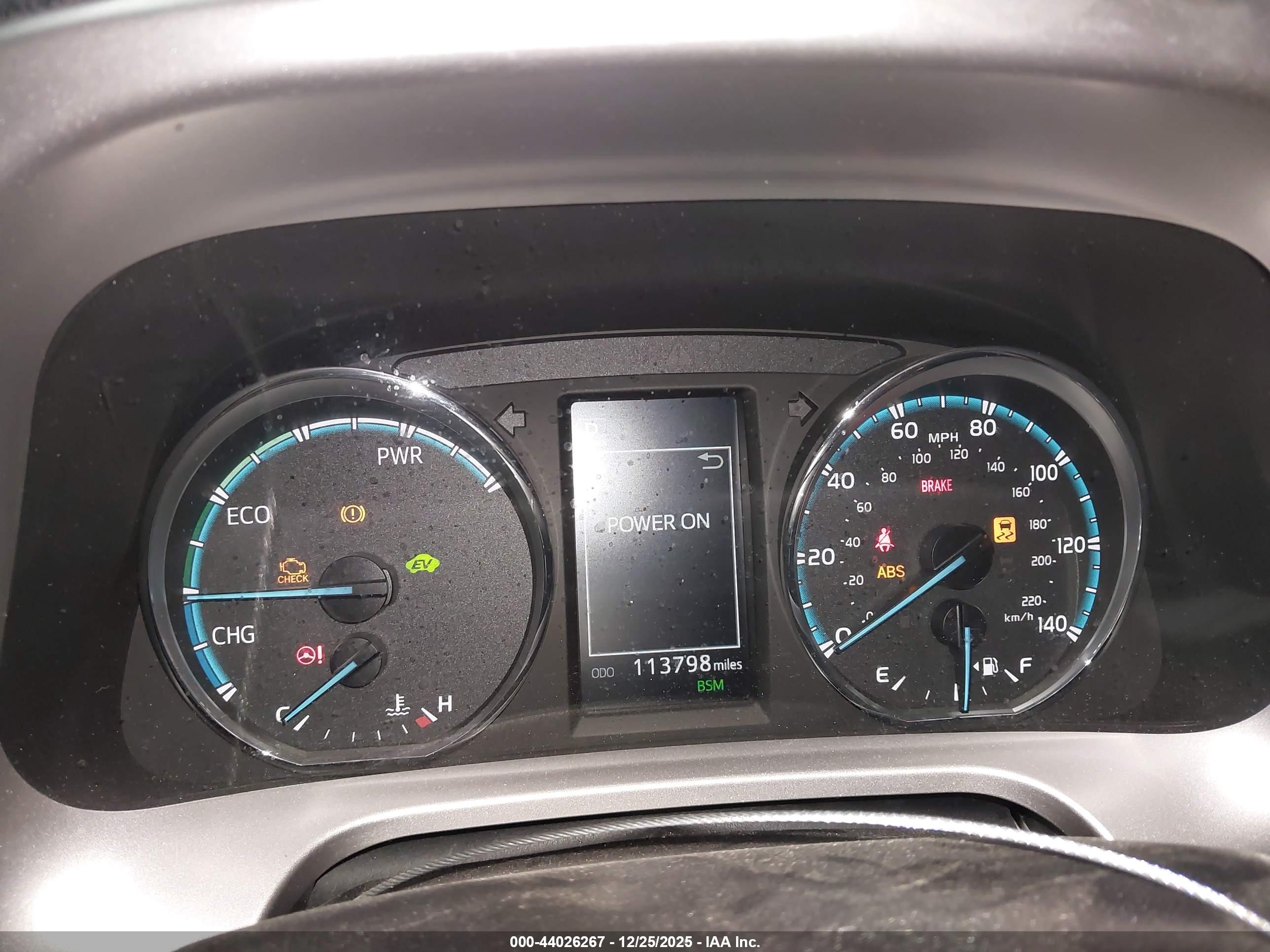 TOYOTA RAV4 image 7