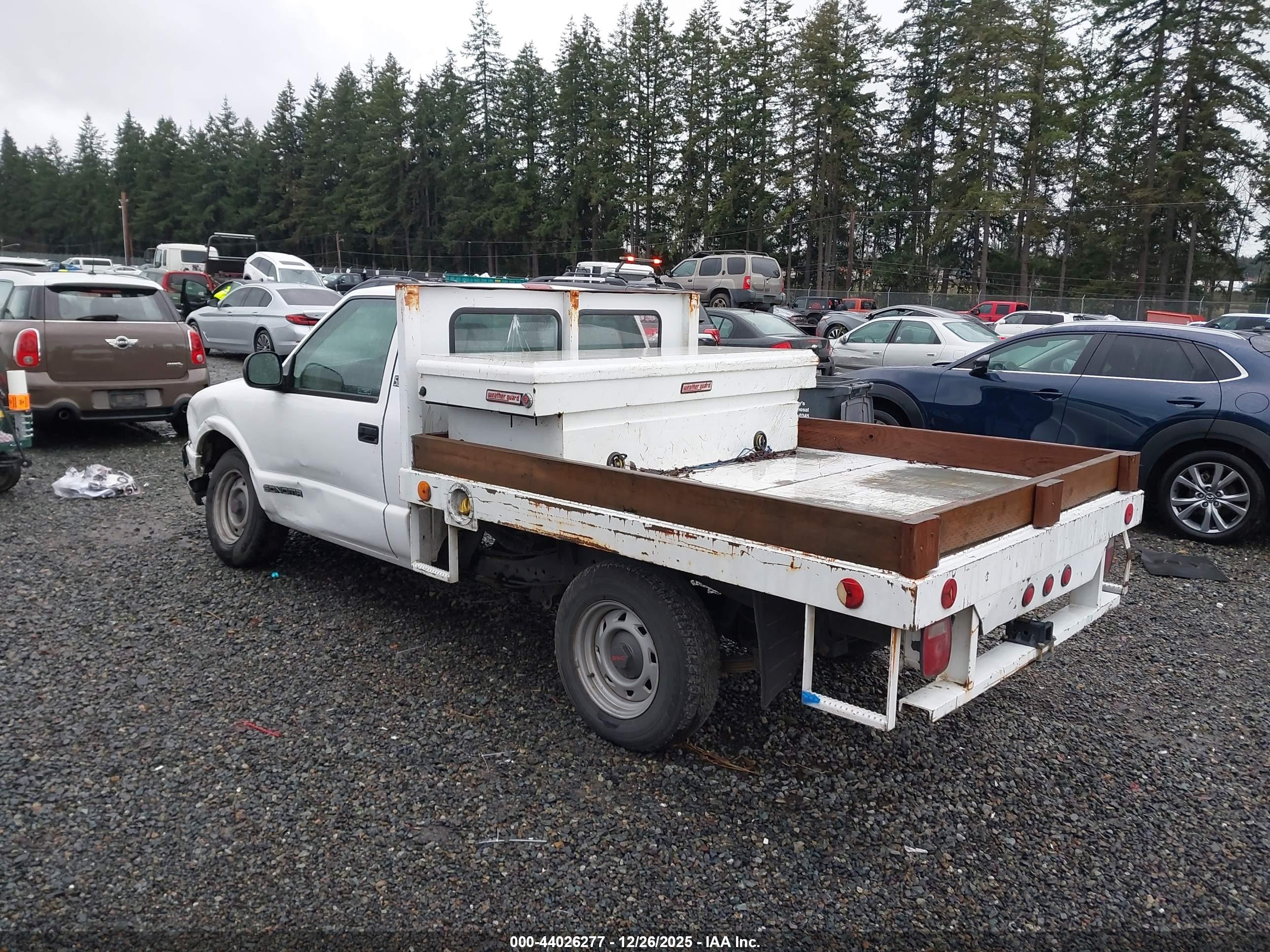 GMC SONOMA image 3