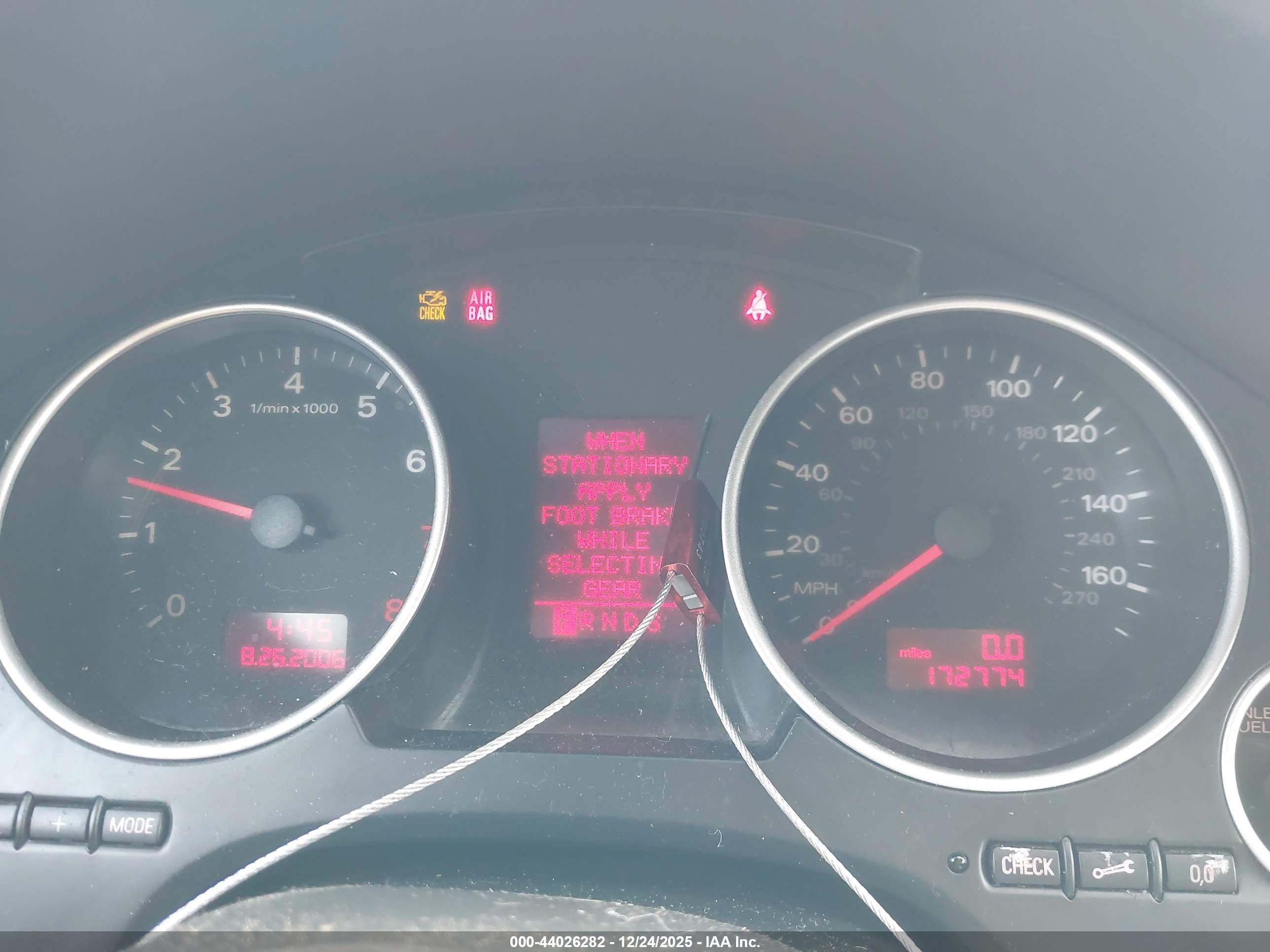 AUDI A4 image 7