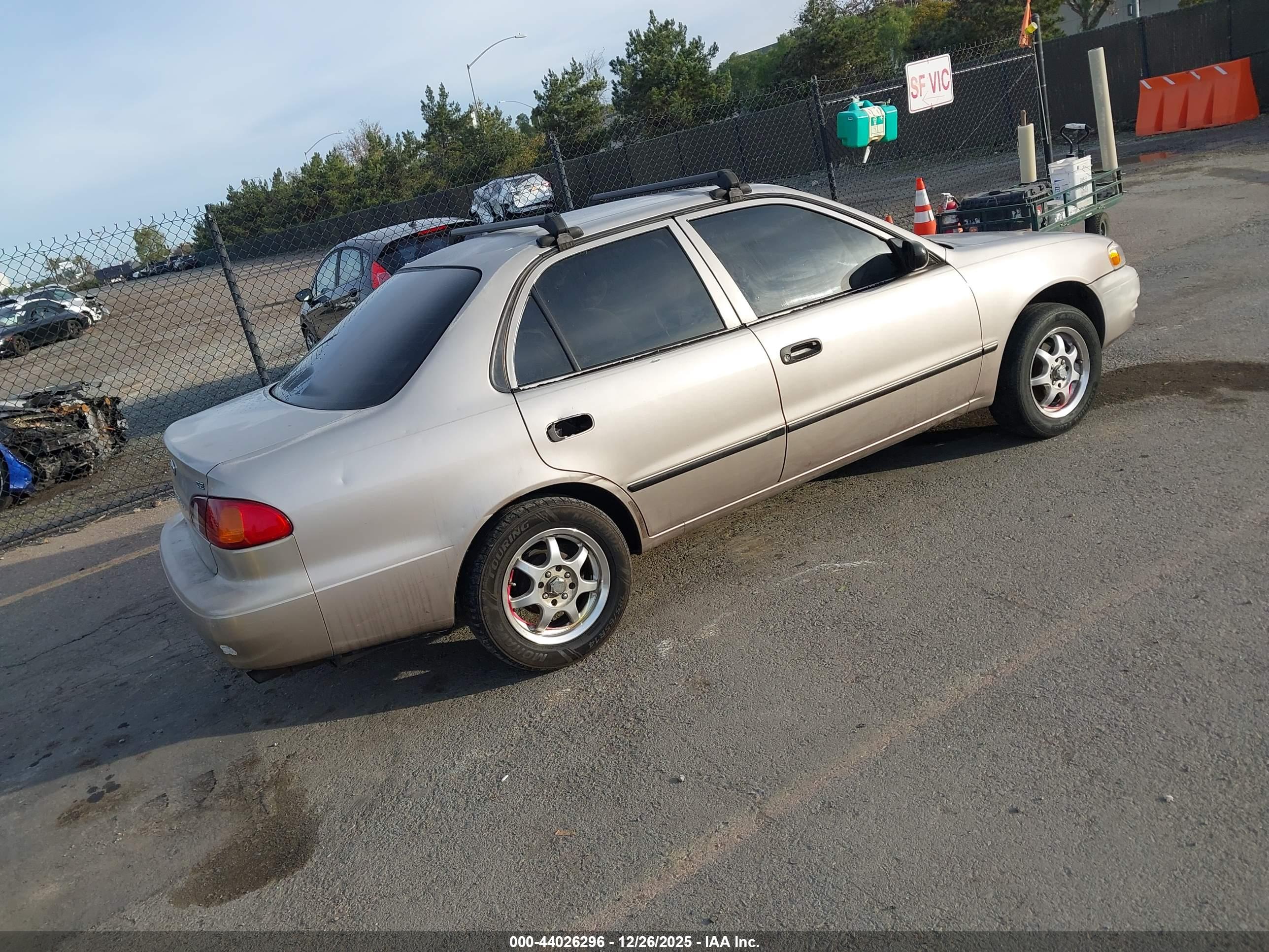 TOYOTA COROLLA image 4