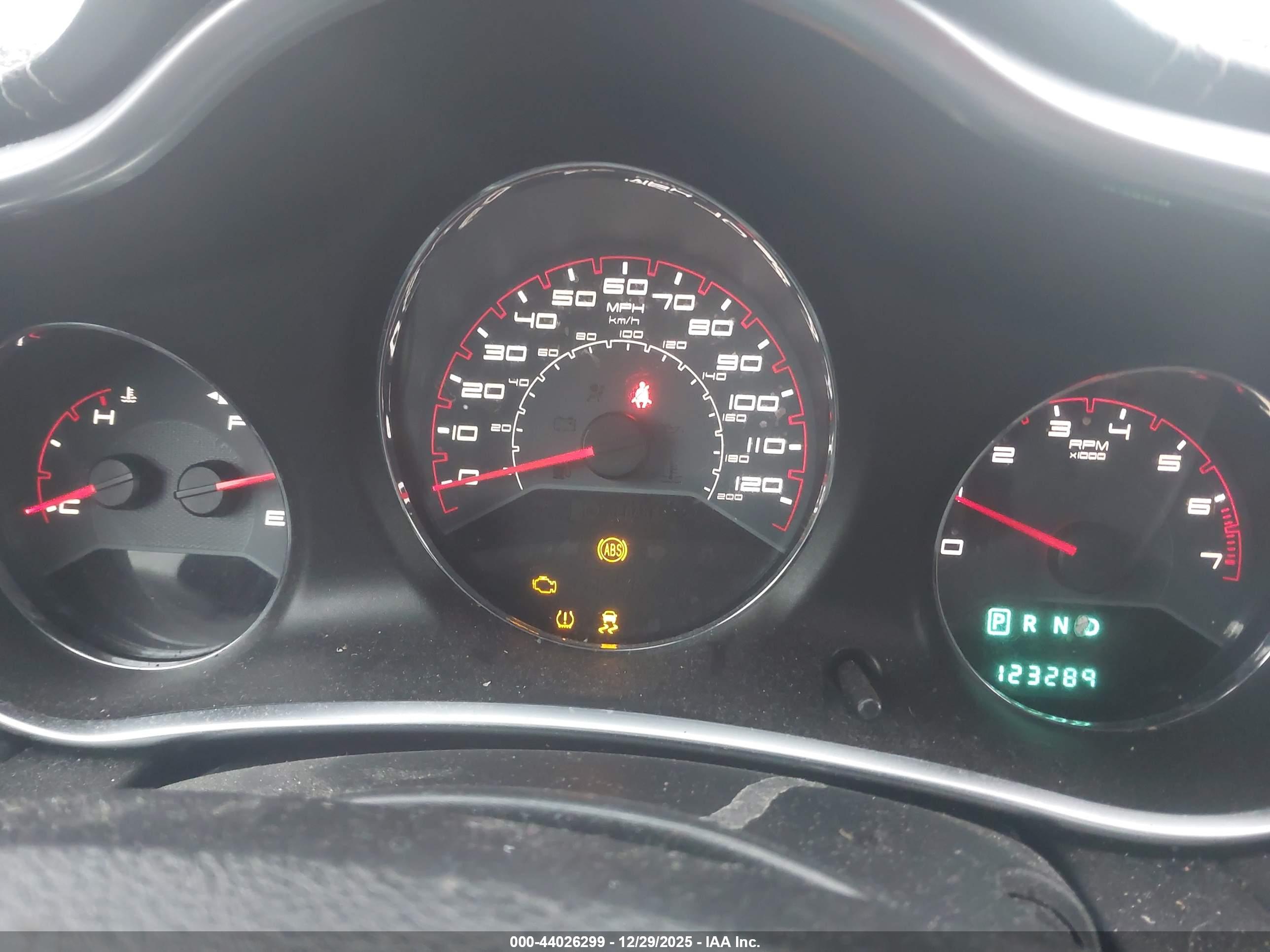 DODGE AVENGER image 7