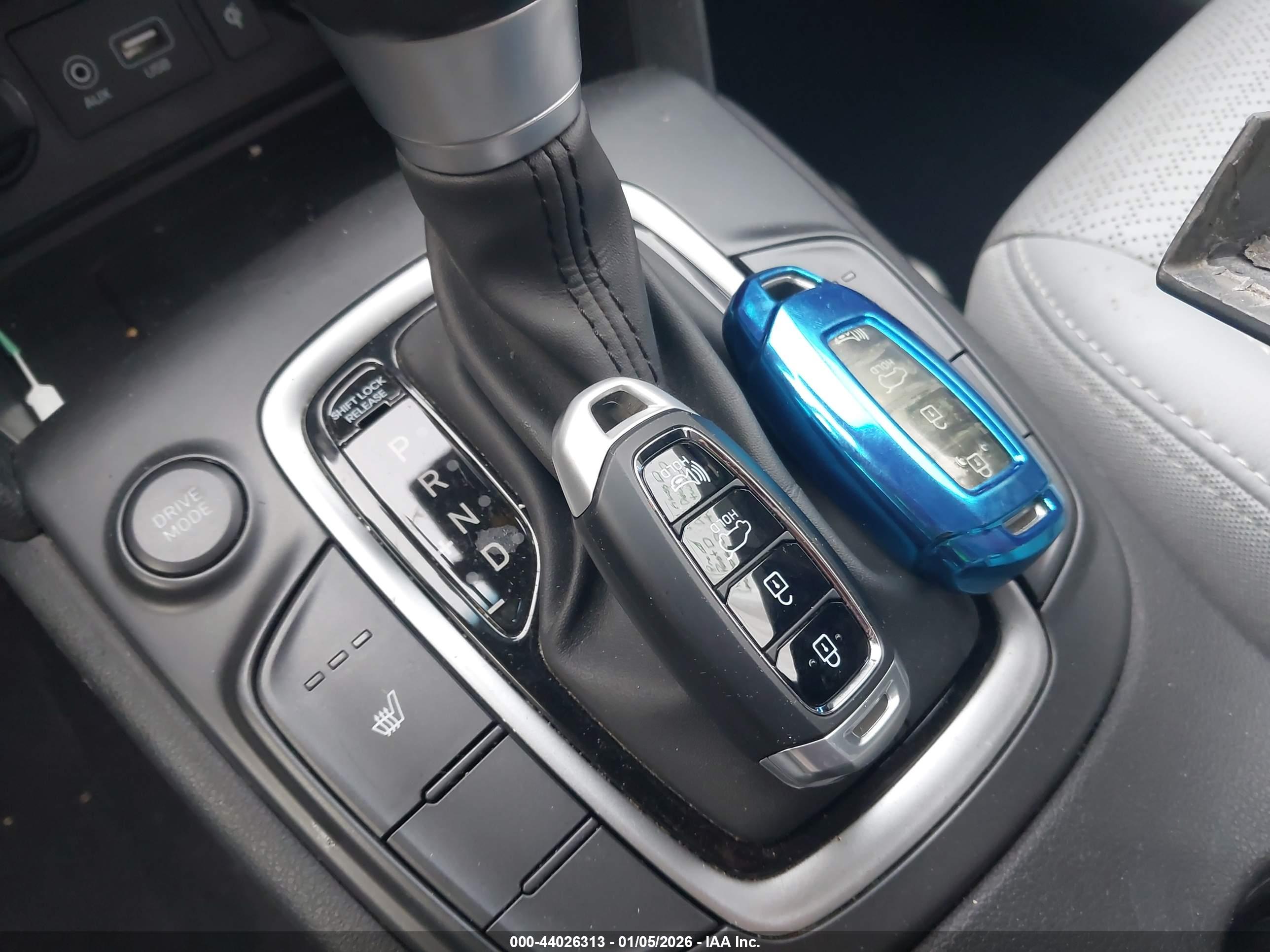 HYUNDAI KONA image 11