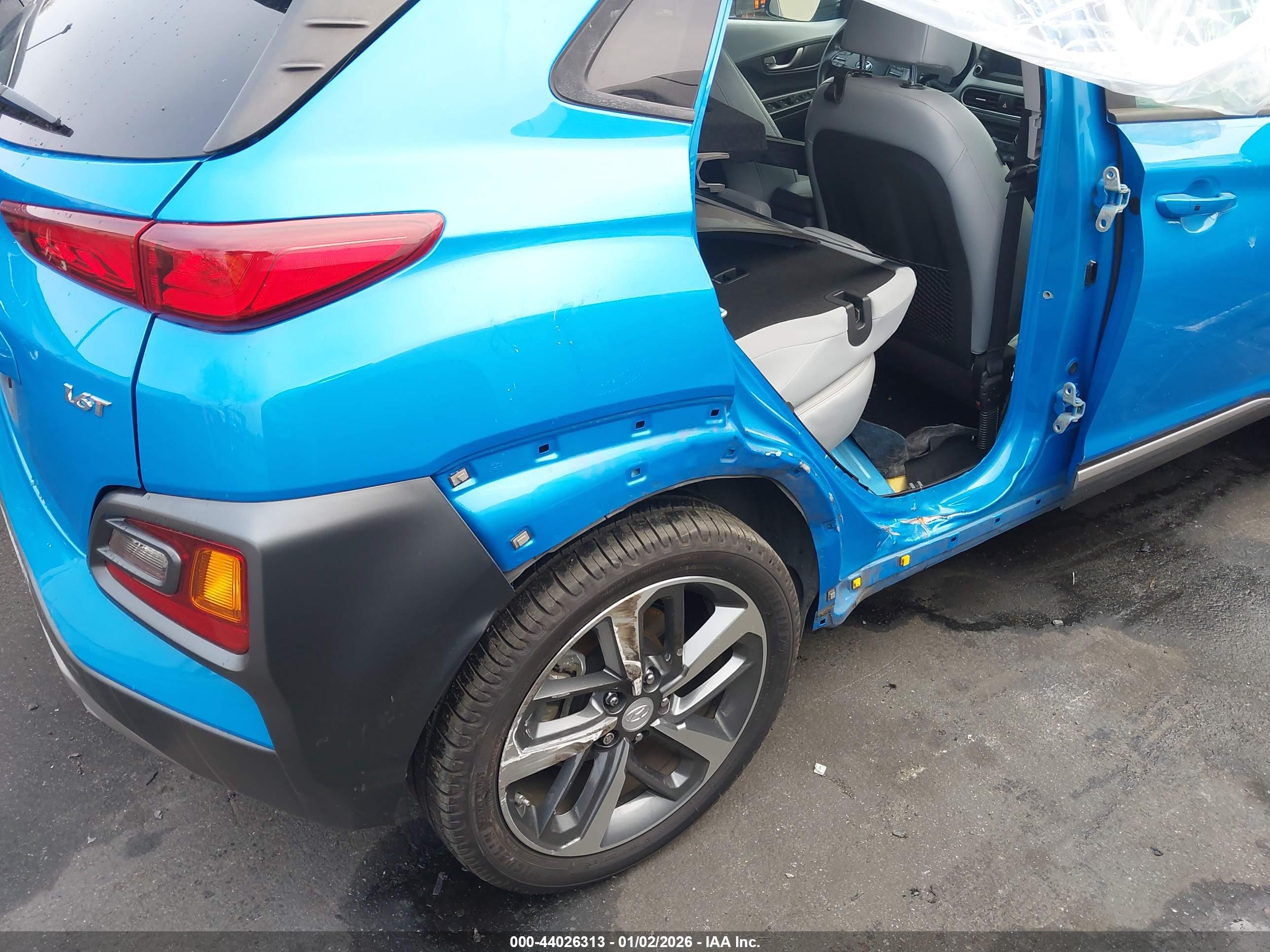 HYUNDAI KONA image 6