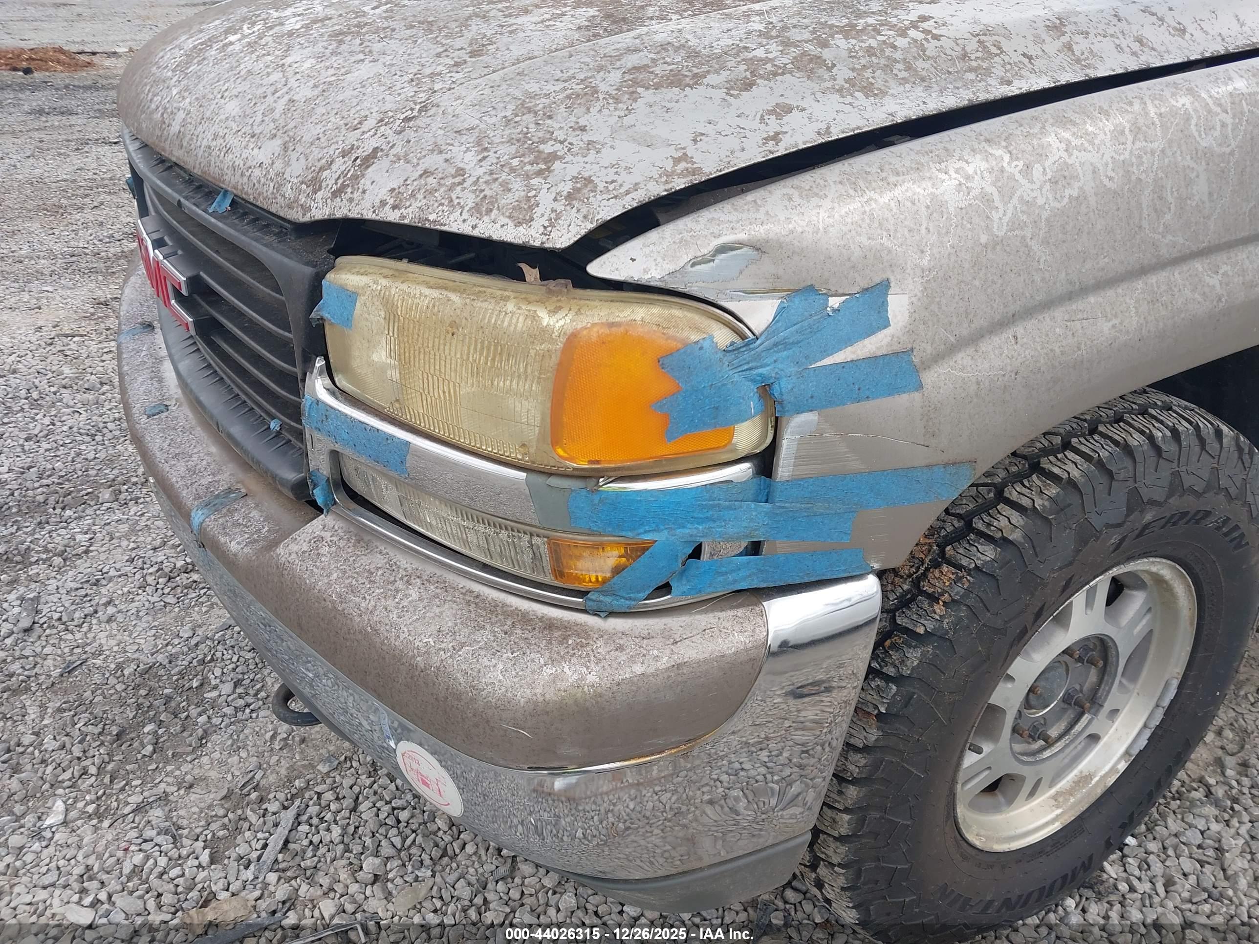 GMC YUKON image 6