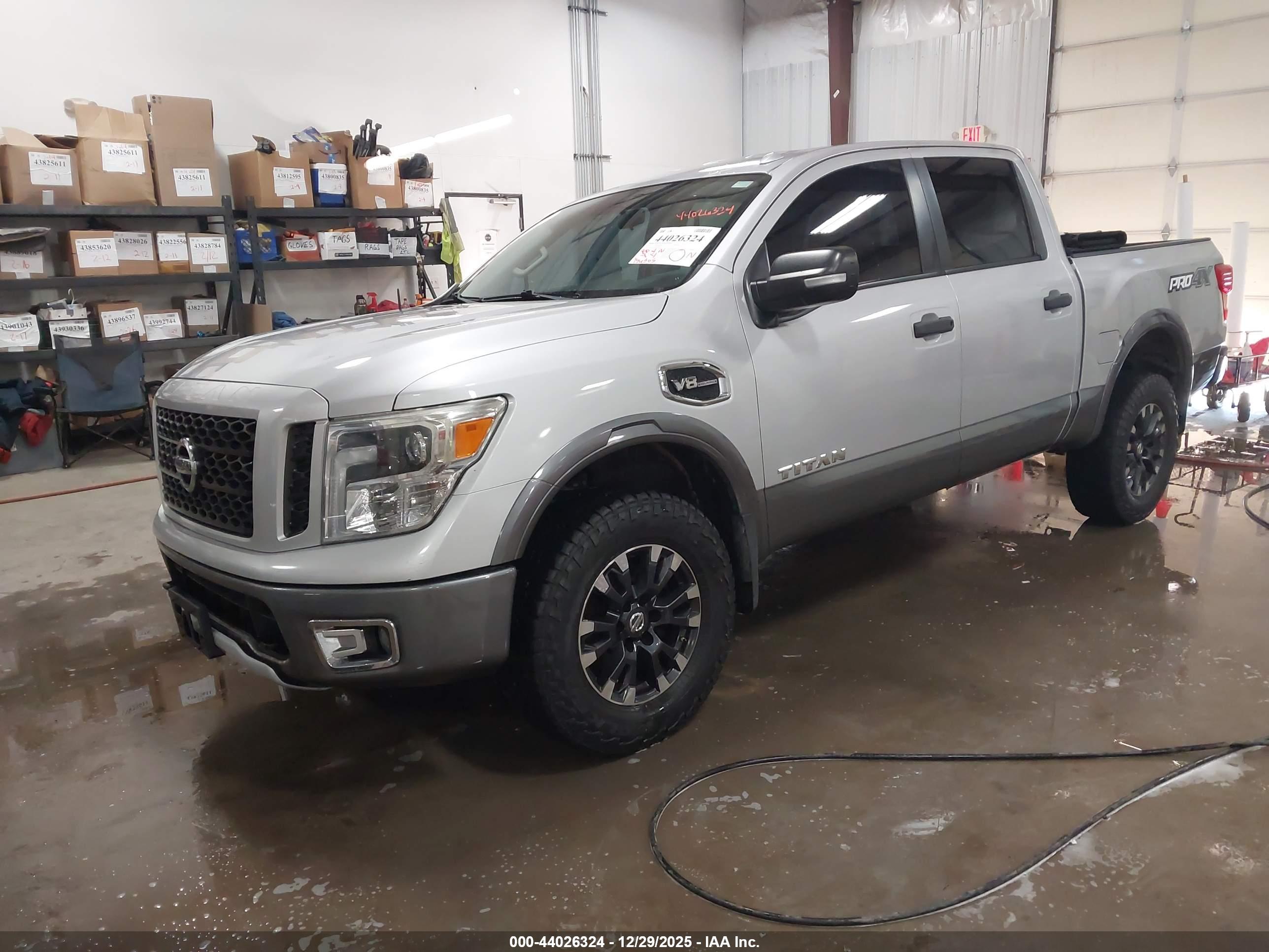 NISSAN TITAN image 2