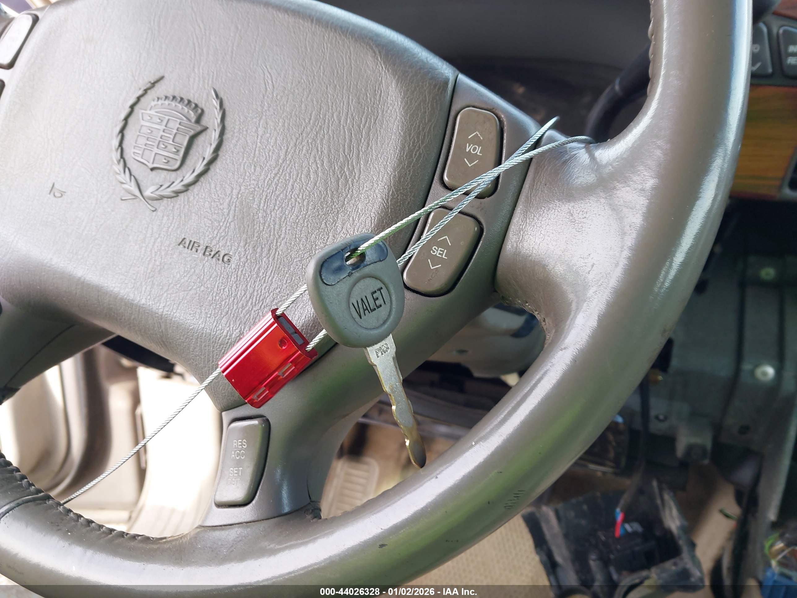 CADILLAC DEVILLE image 11