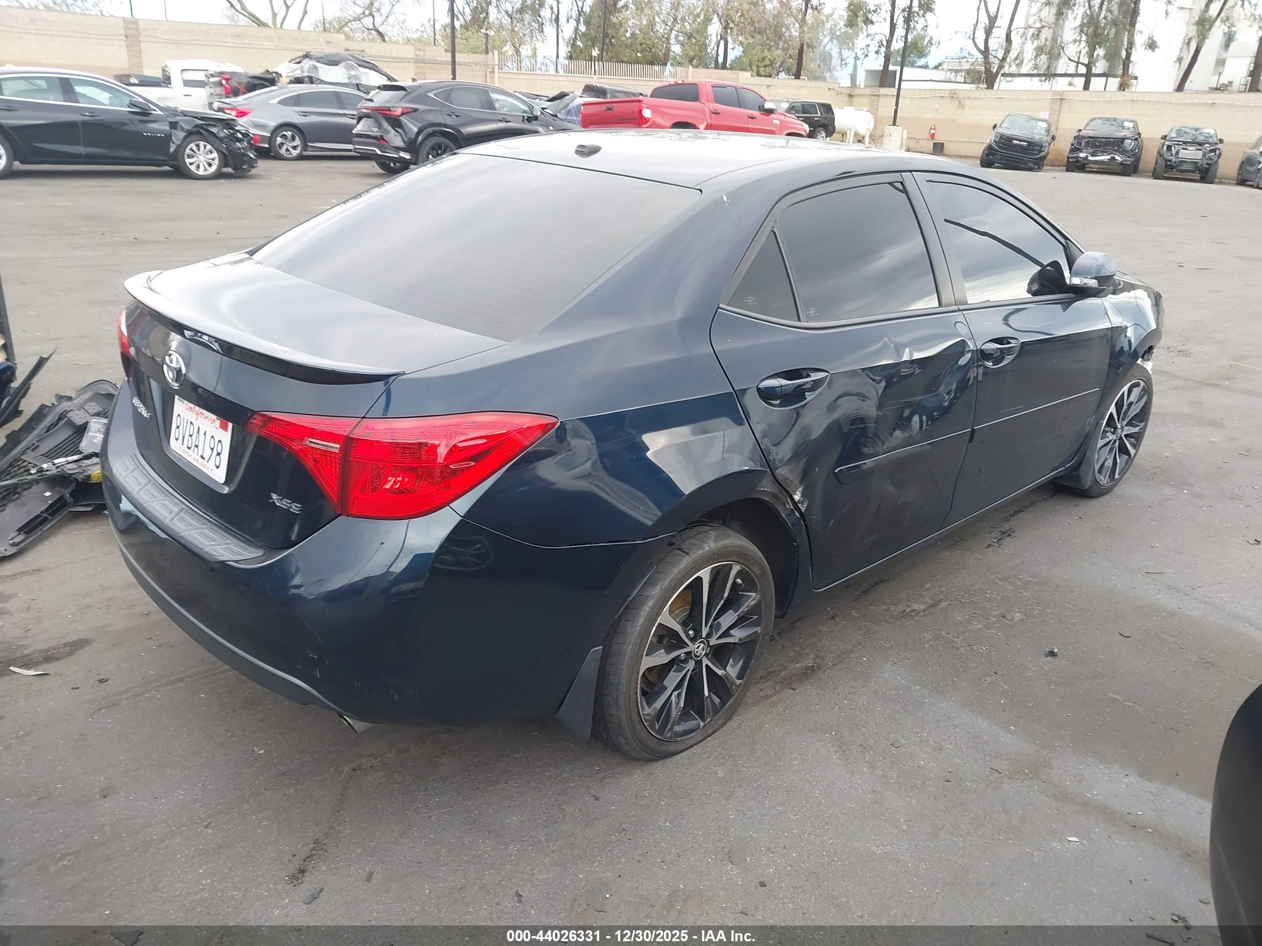 TOYOTA COROLLA image 4