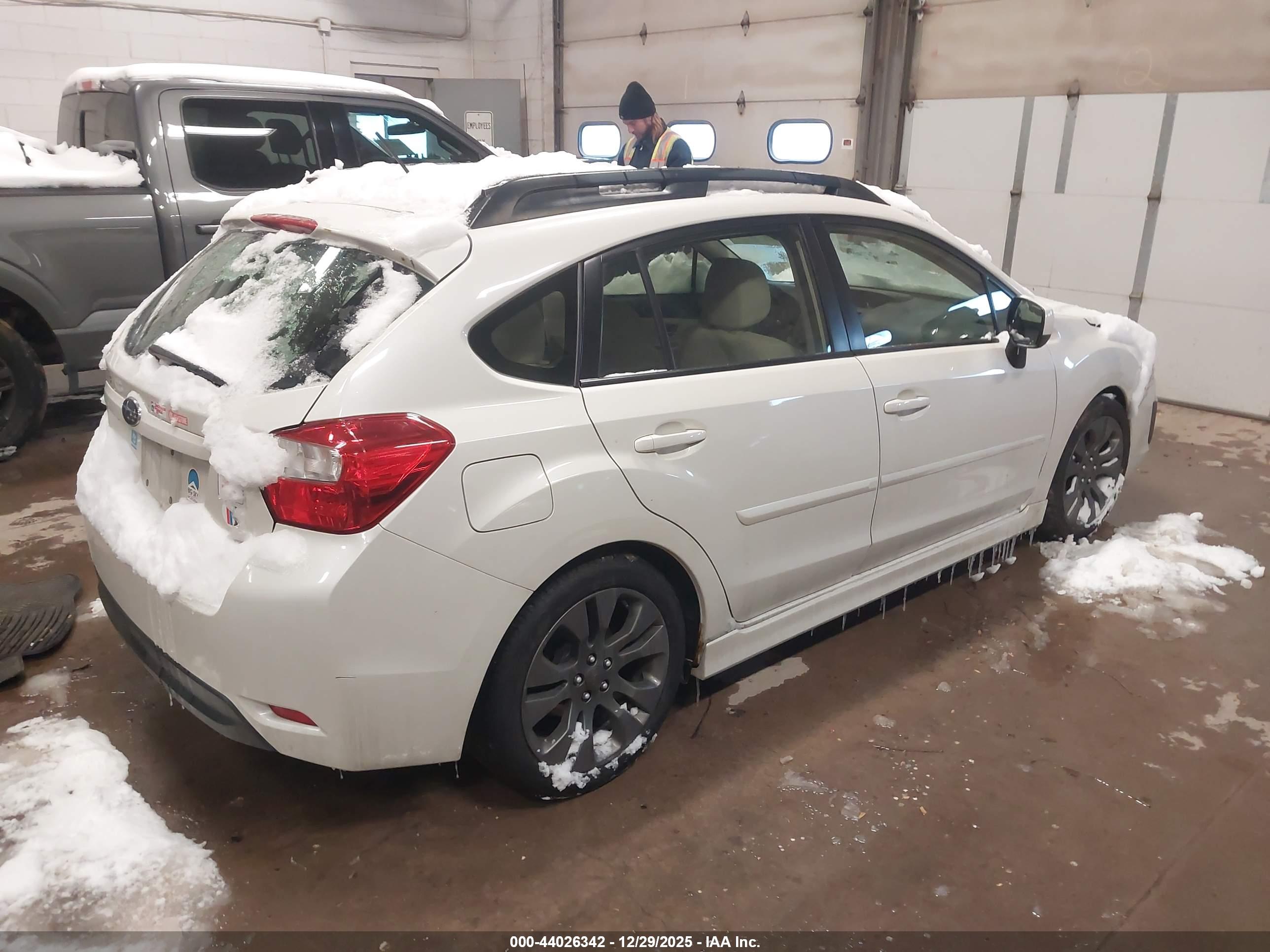 SUBARU IMPREZA image 4