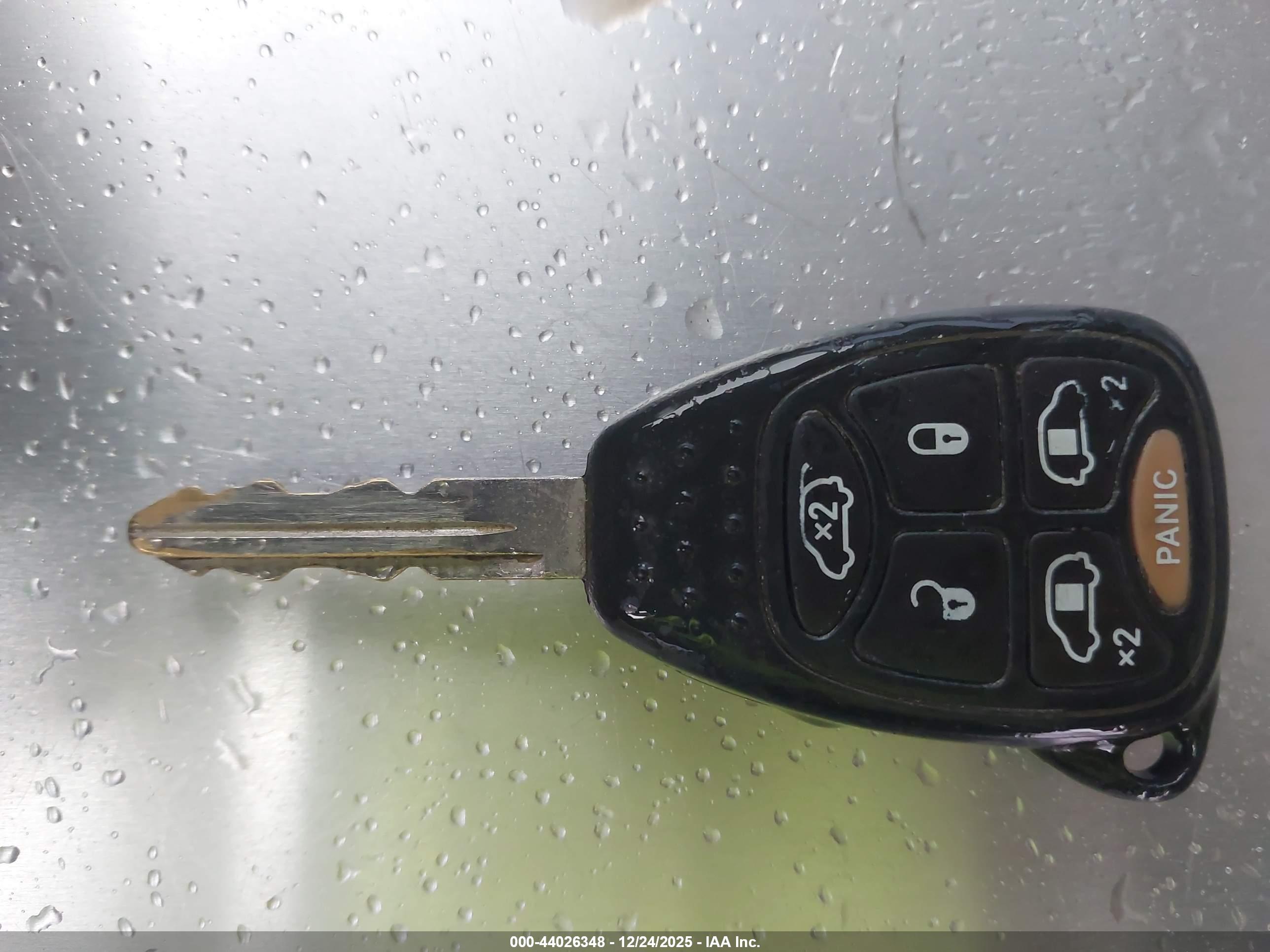 CHRYSLER TOWN image 11