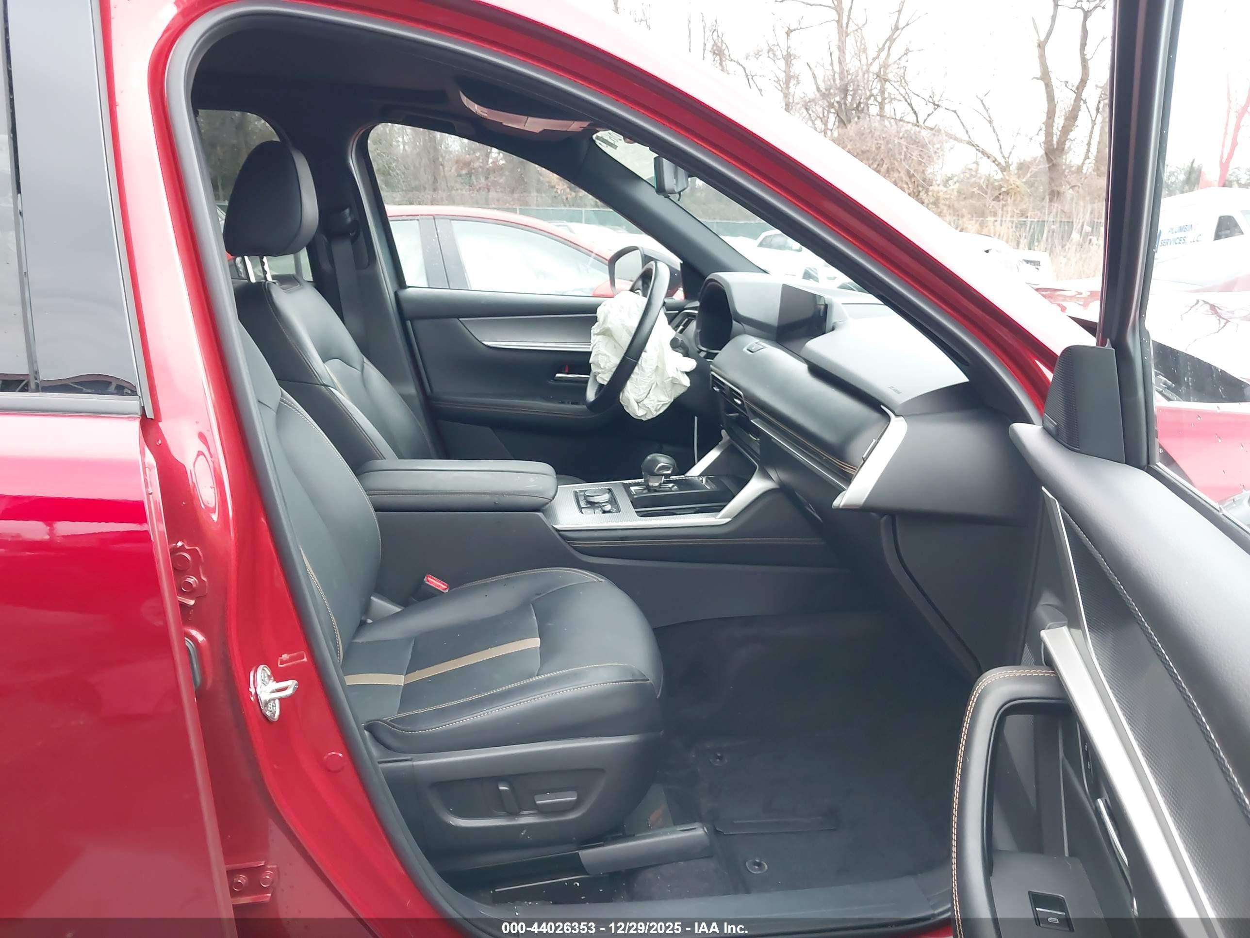 MAZDA CX-70 image 5