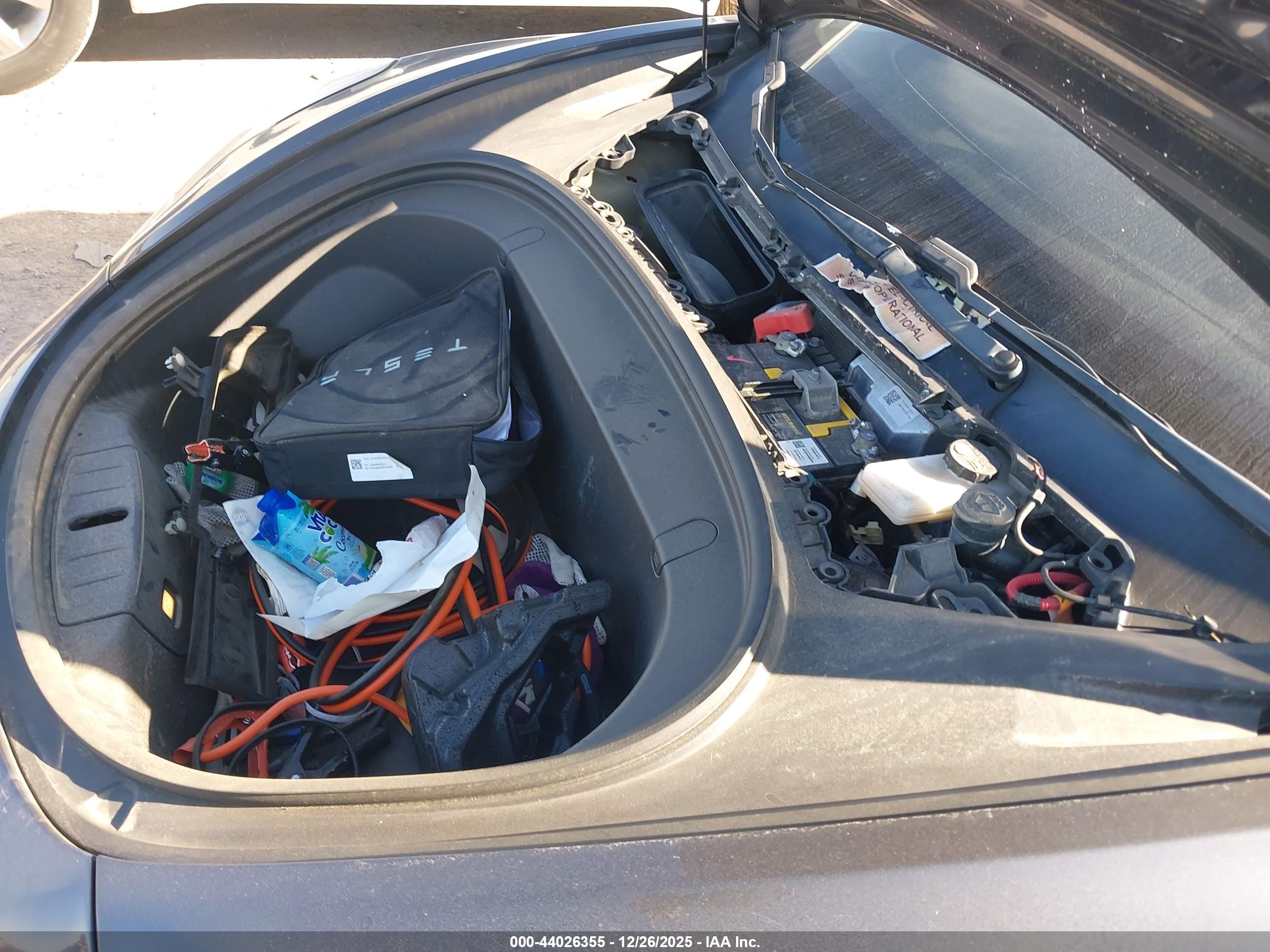 TESLA MODEL image 10