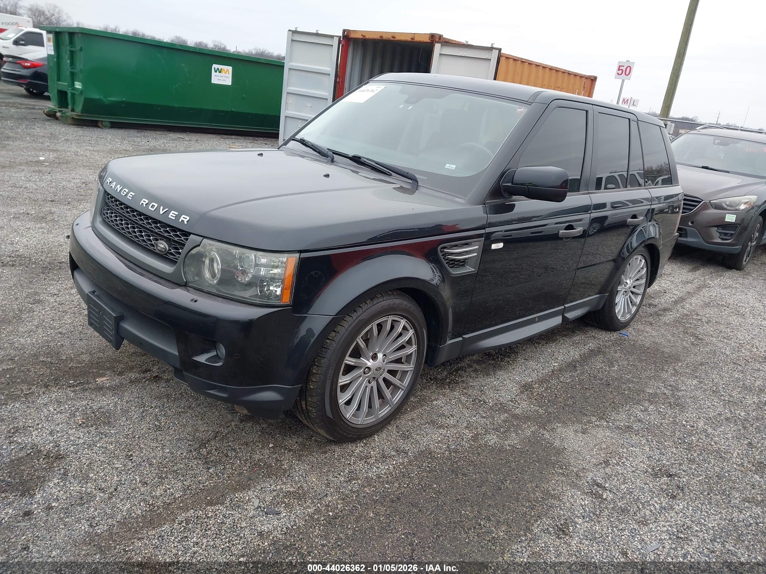 LAND ROVER image 2