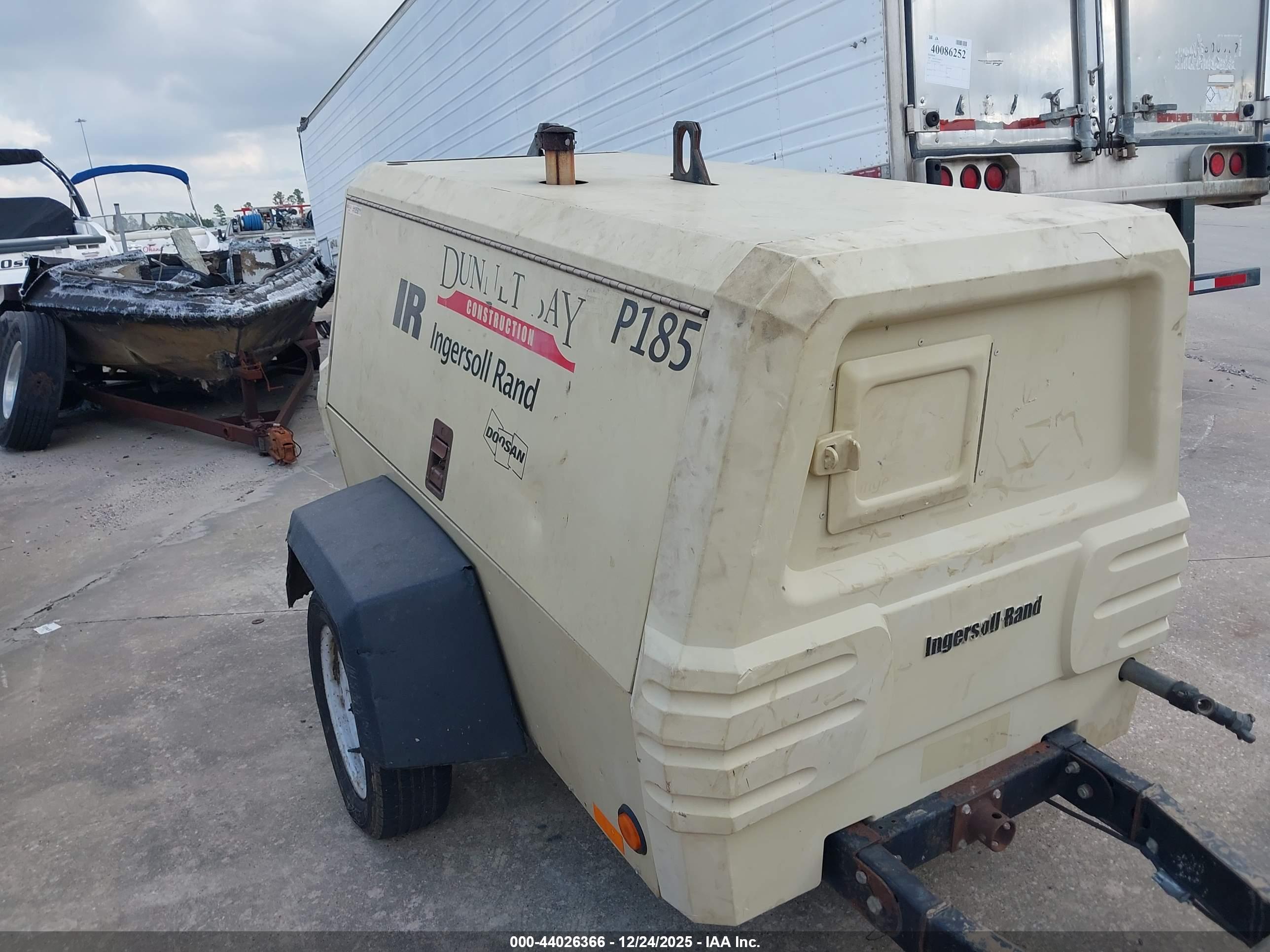 INGERSOLL RAND/DOOSAN image 6
