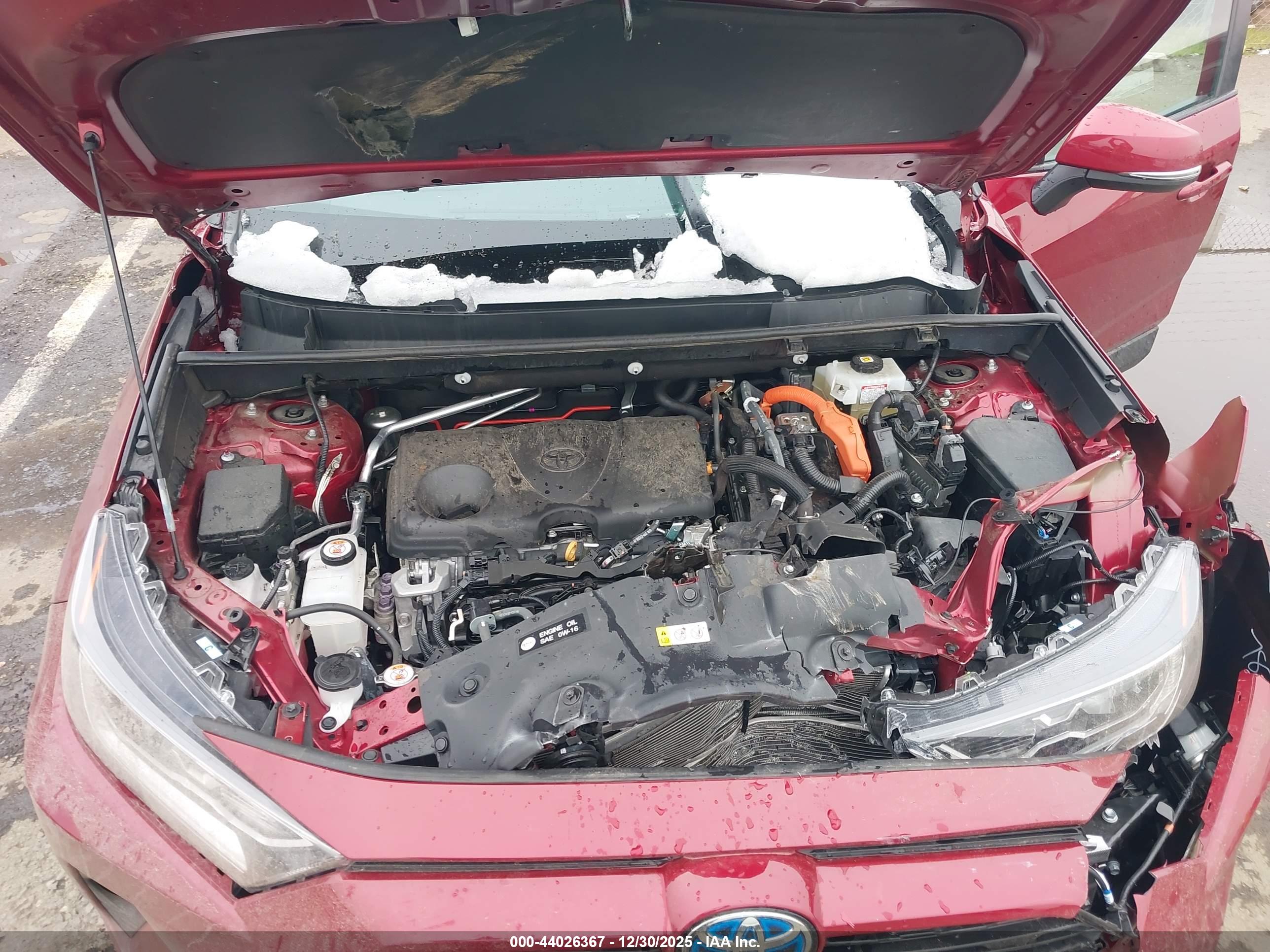 TOYOTA RAV4 image 10