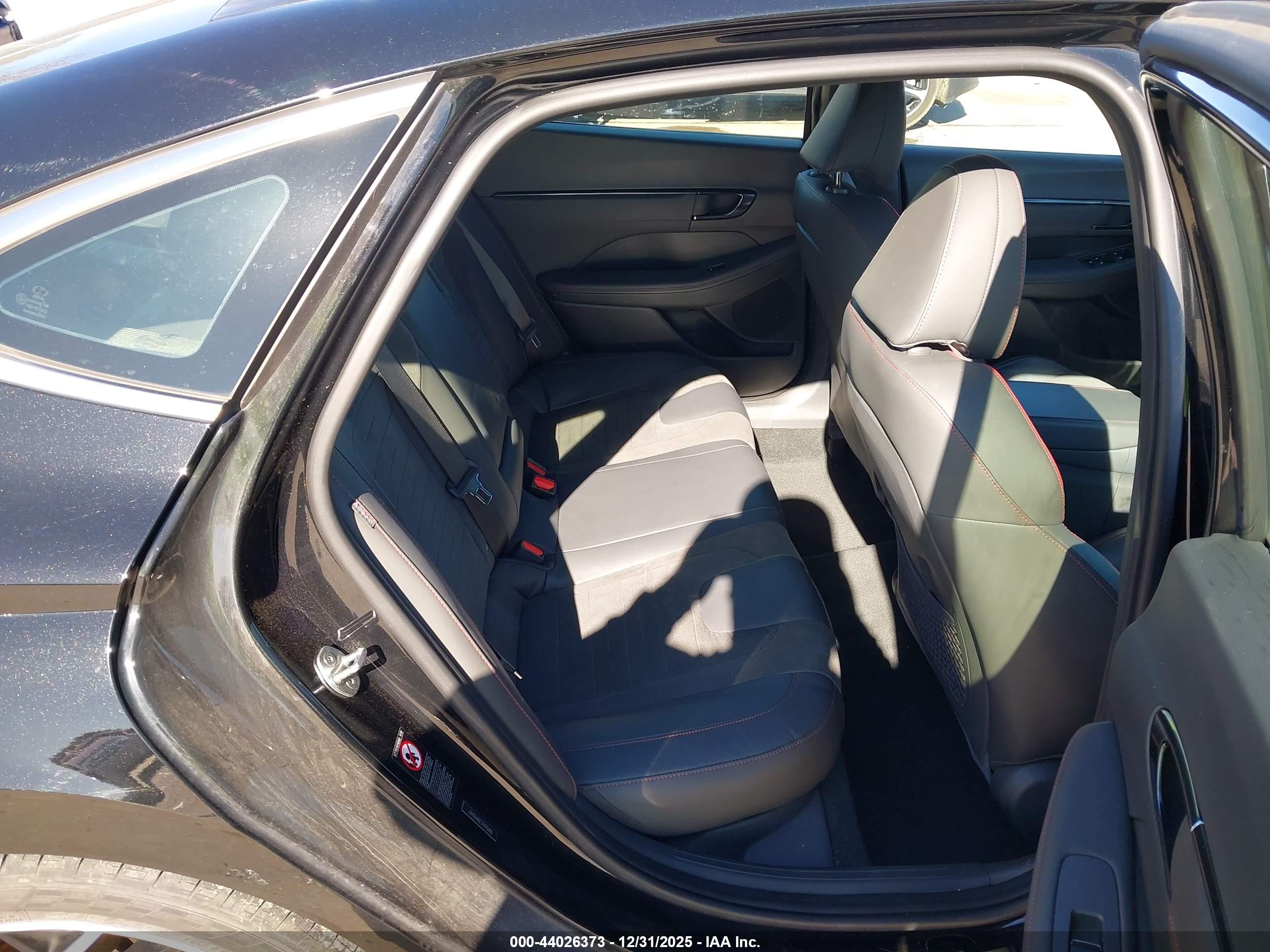 HYUNDAI SONATA image 8