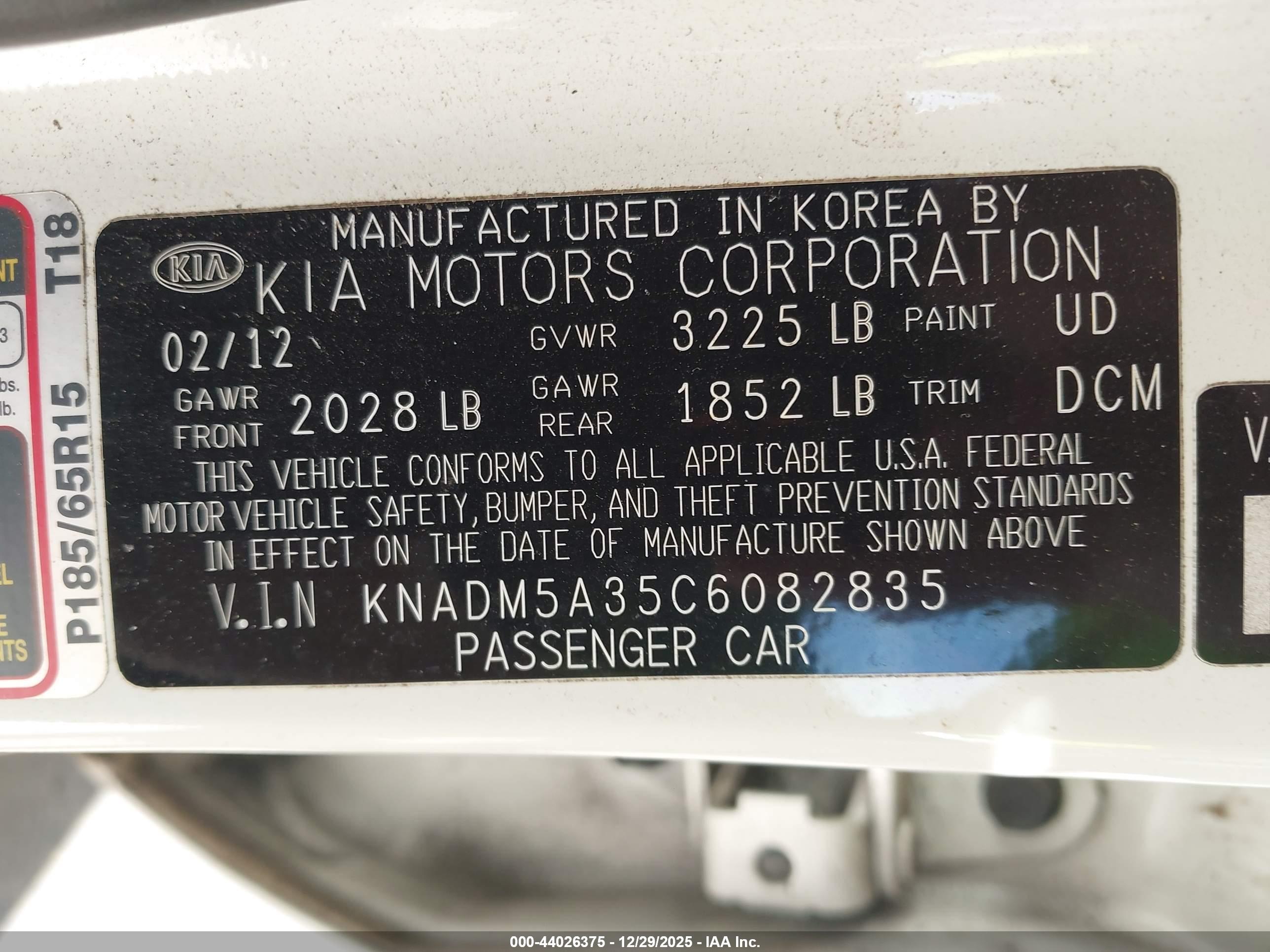 KIA RIO5 image 9