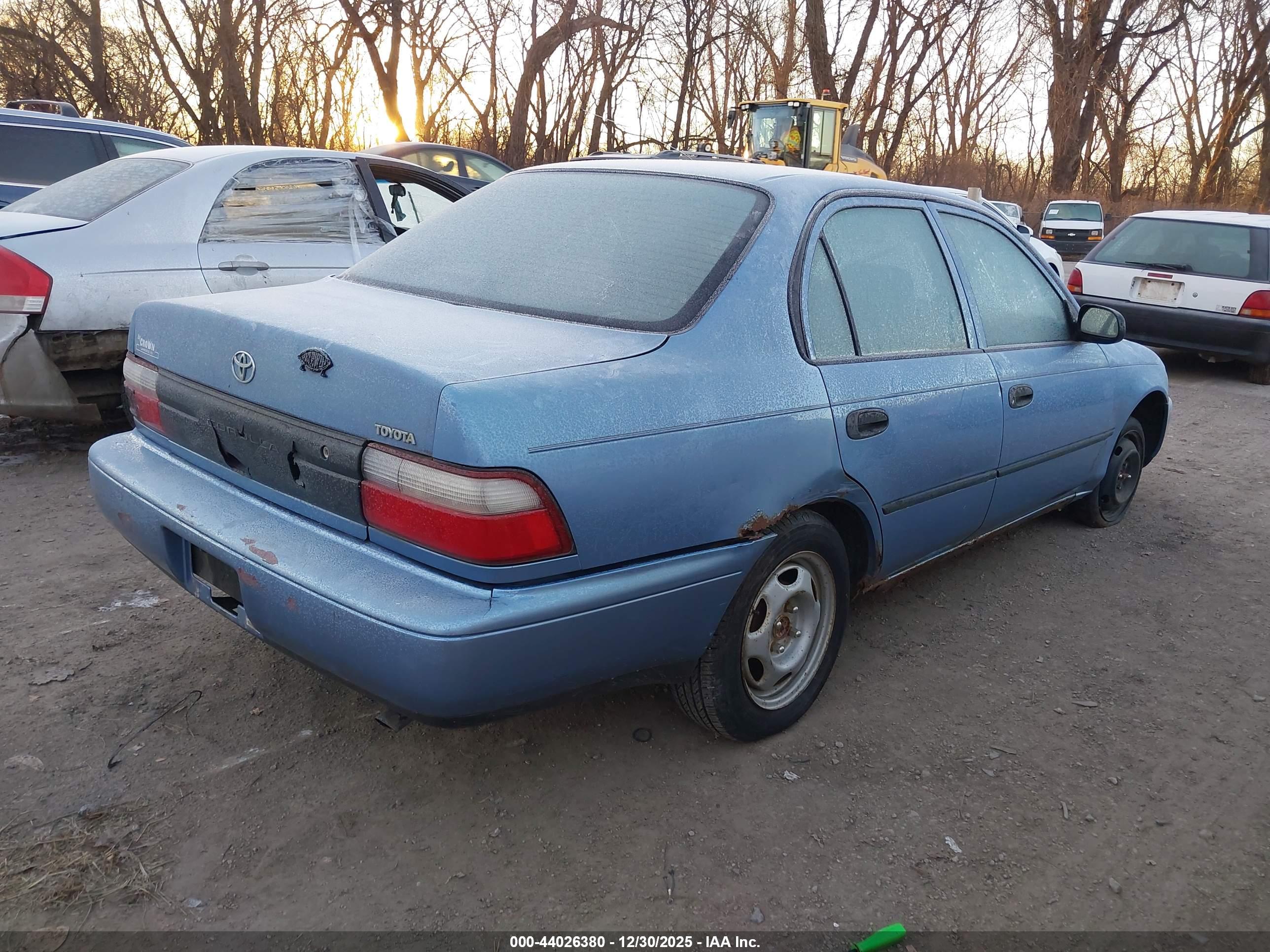 TOYOTA COROLLA image 4