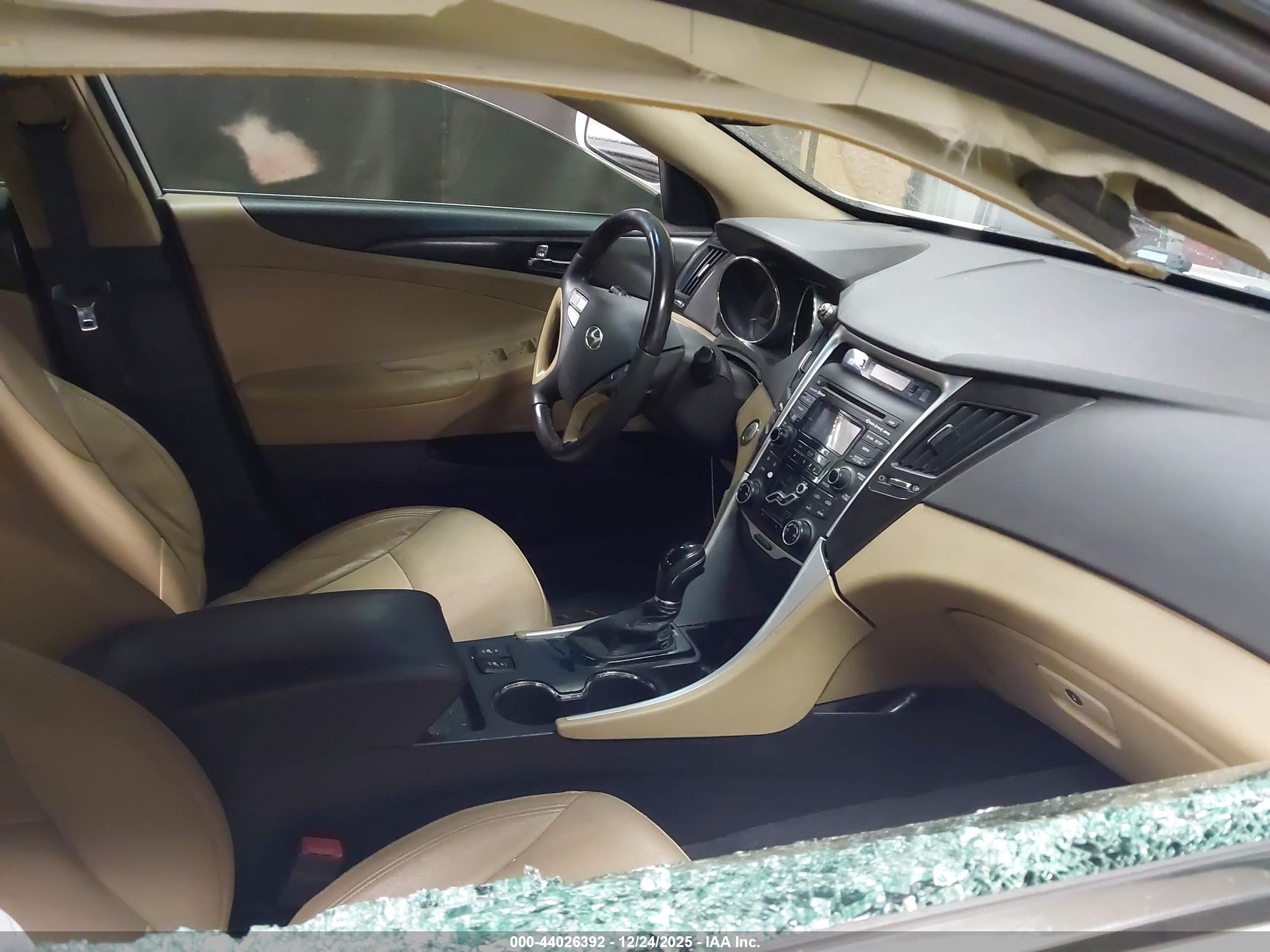 HYUNDAI SONATA image 5