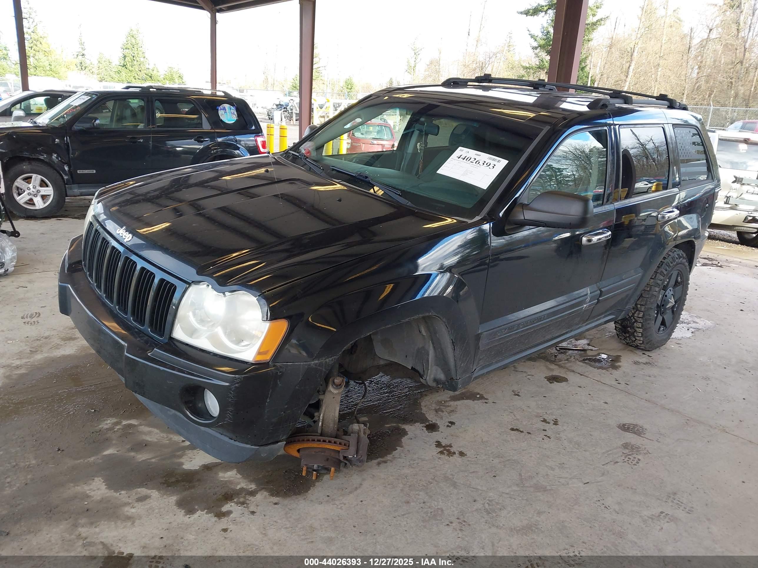 JEEP GRAND image 2